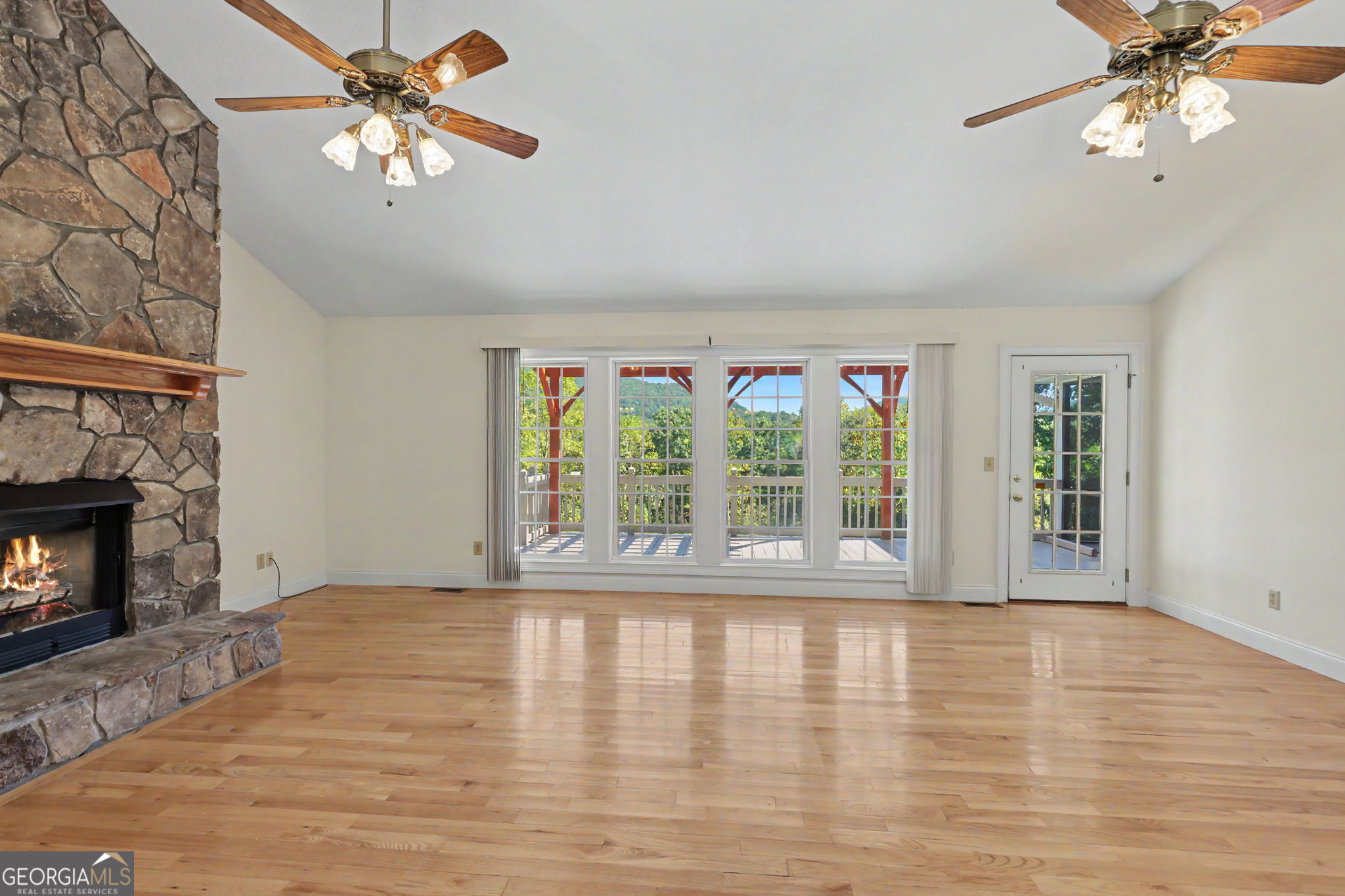 49 Vine Hill Lane Property Photo 15
