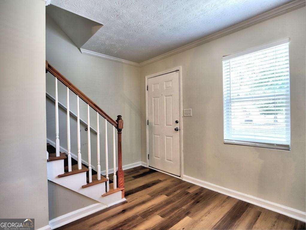 135 N River Drive # F Property Photo 3