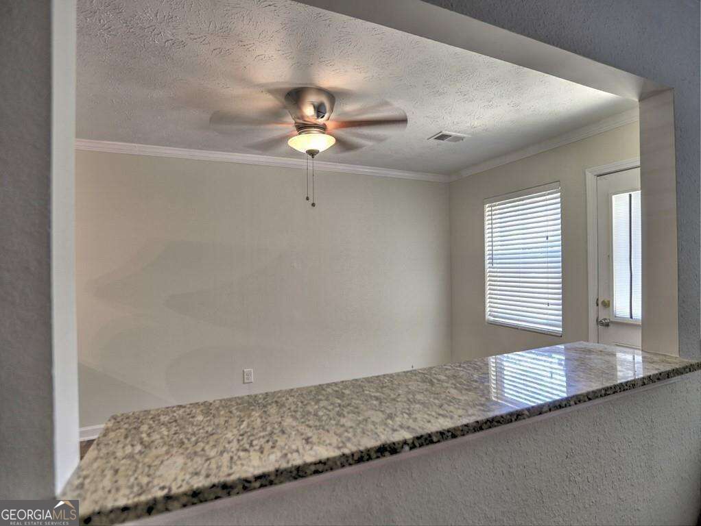 135 N River Drive # F Property Photo 11