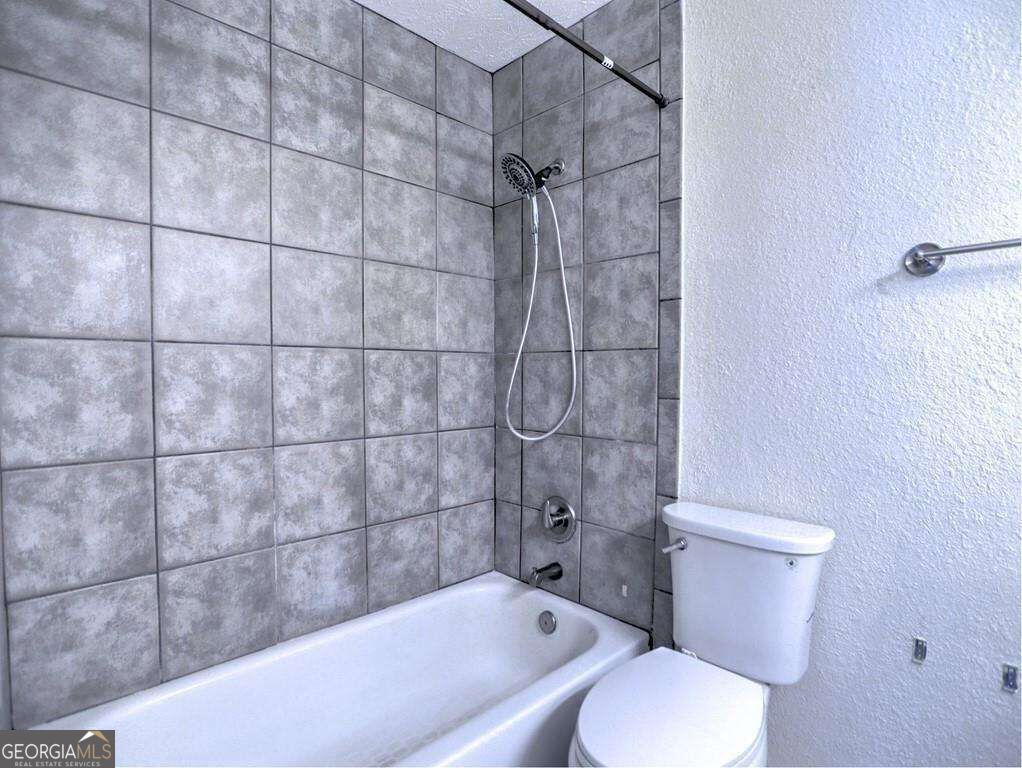 135 N River Drive # F Property Photo 19