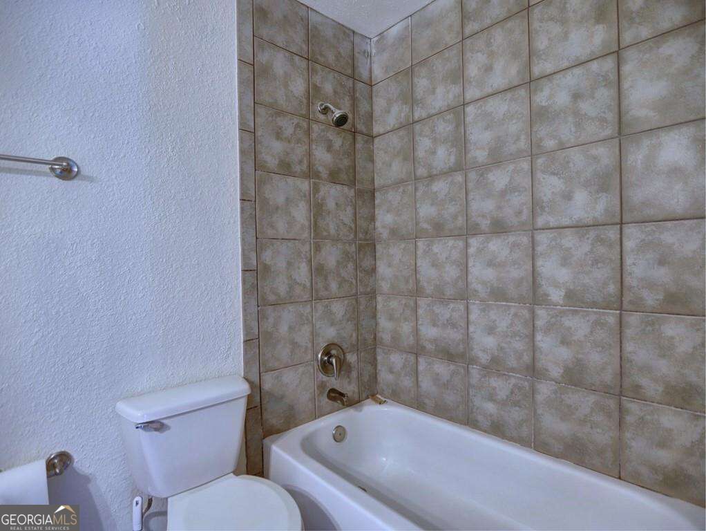 135 N River Drive # F Property Photo 23