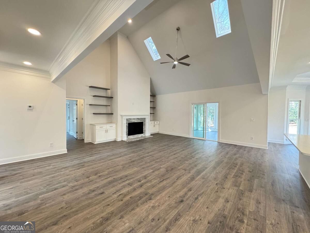 9240 Prestwick Club Drive Property Photo 2