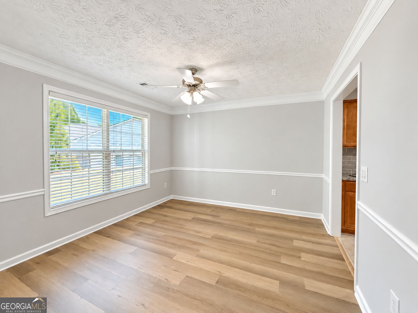 690 Majesty Crossing Property Photo 7