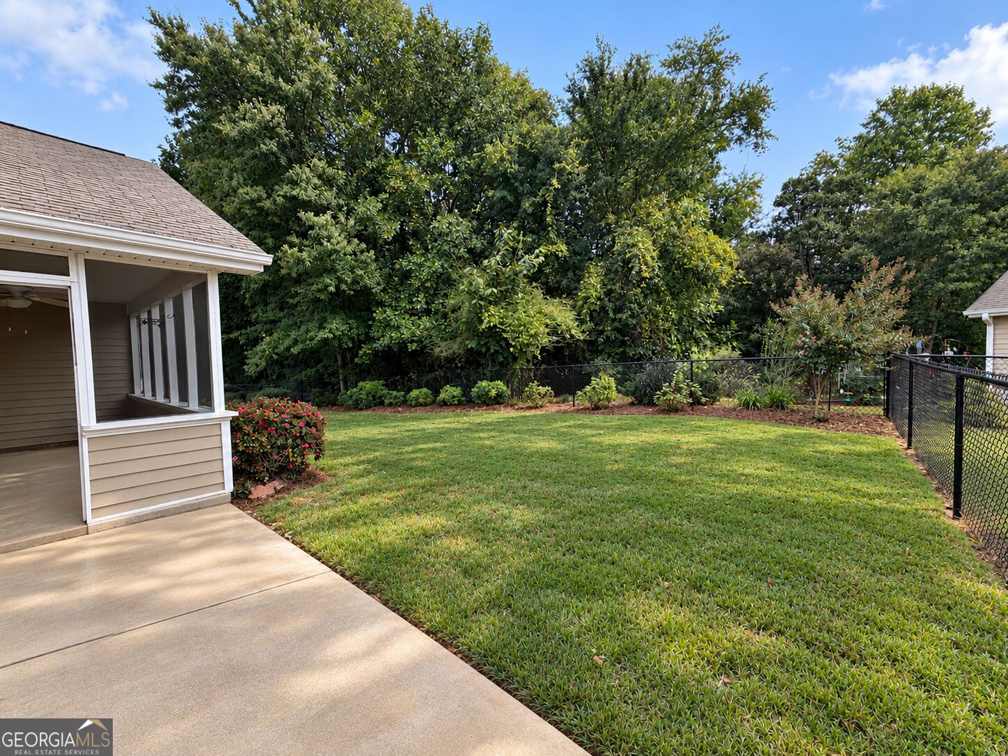 690 Majesty Crossing Property Photo 15