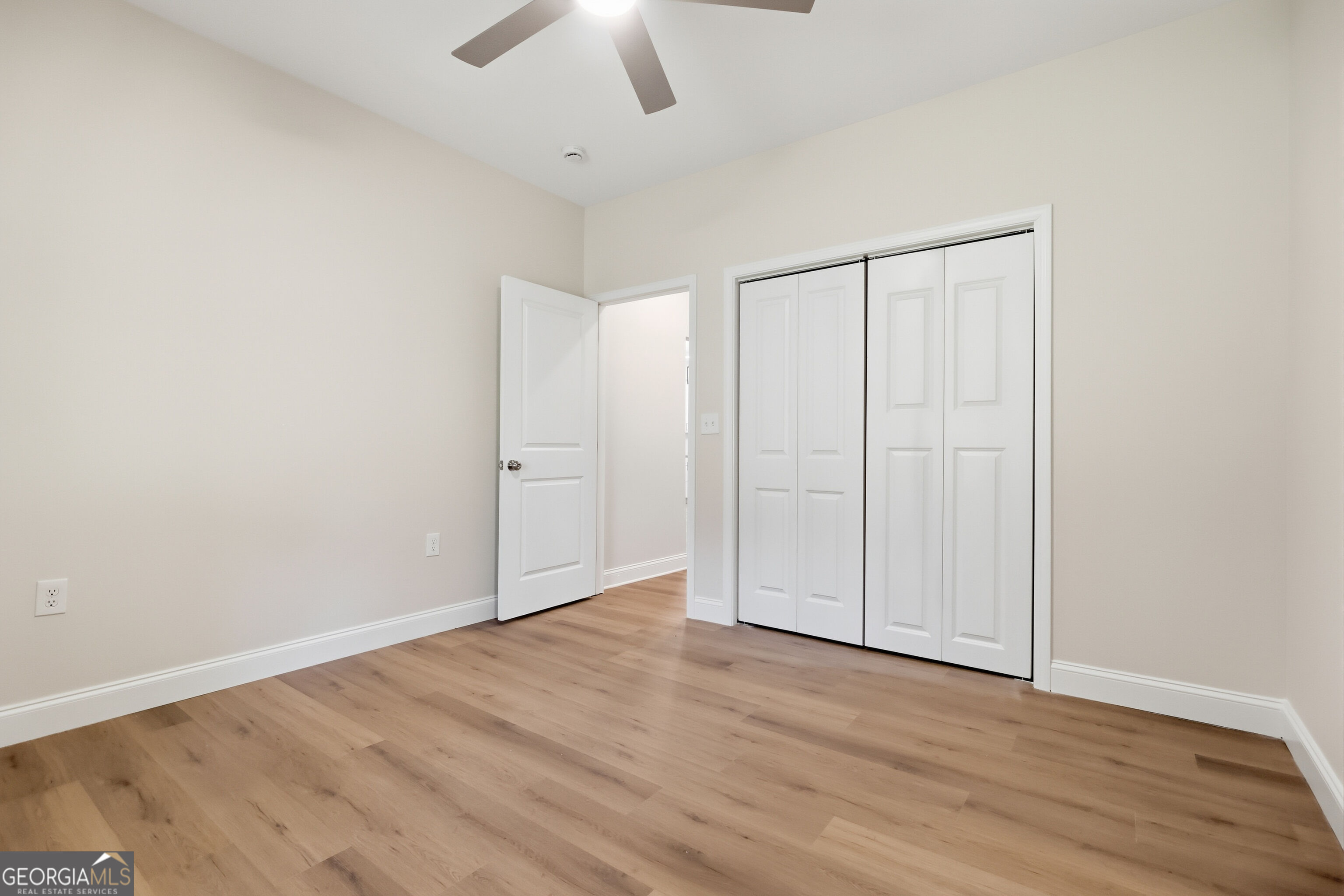 1041 Country Club Circle Property Photo 24