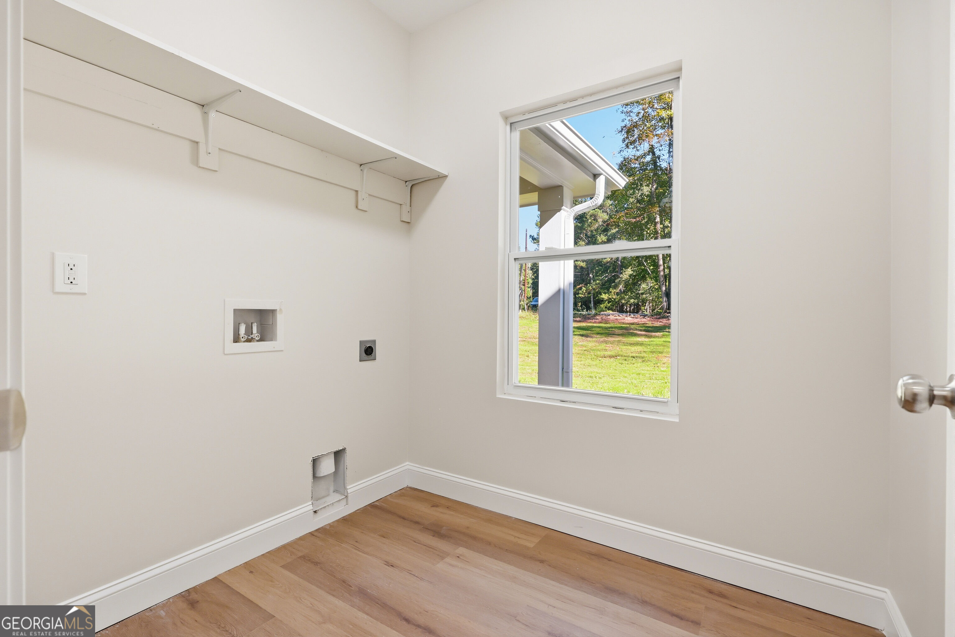 1041 Country Club Circle Property Photo 27