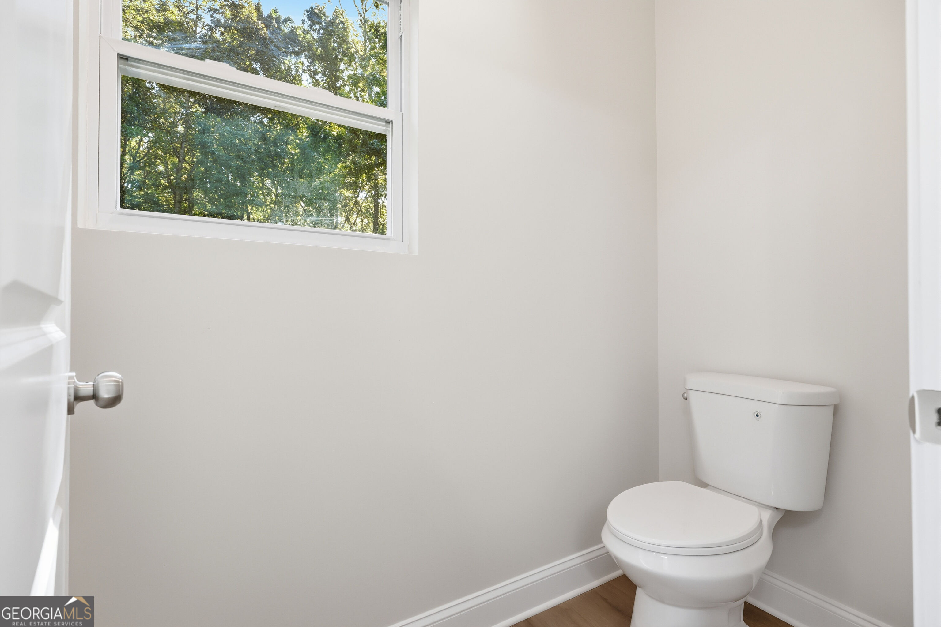 1041 Country Club Circle Property Photo 34
