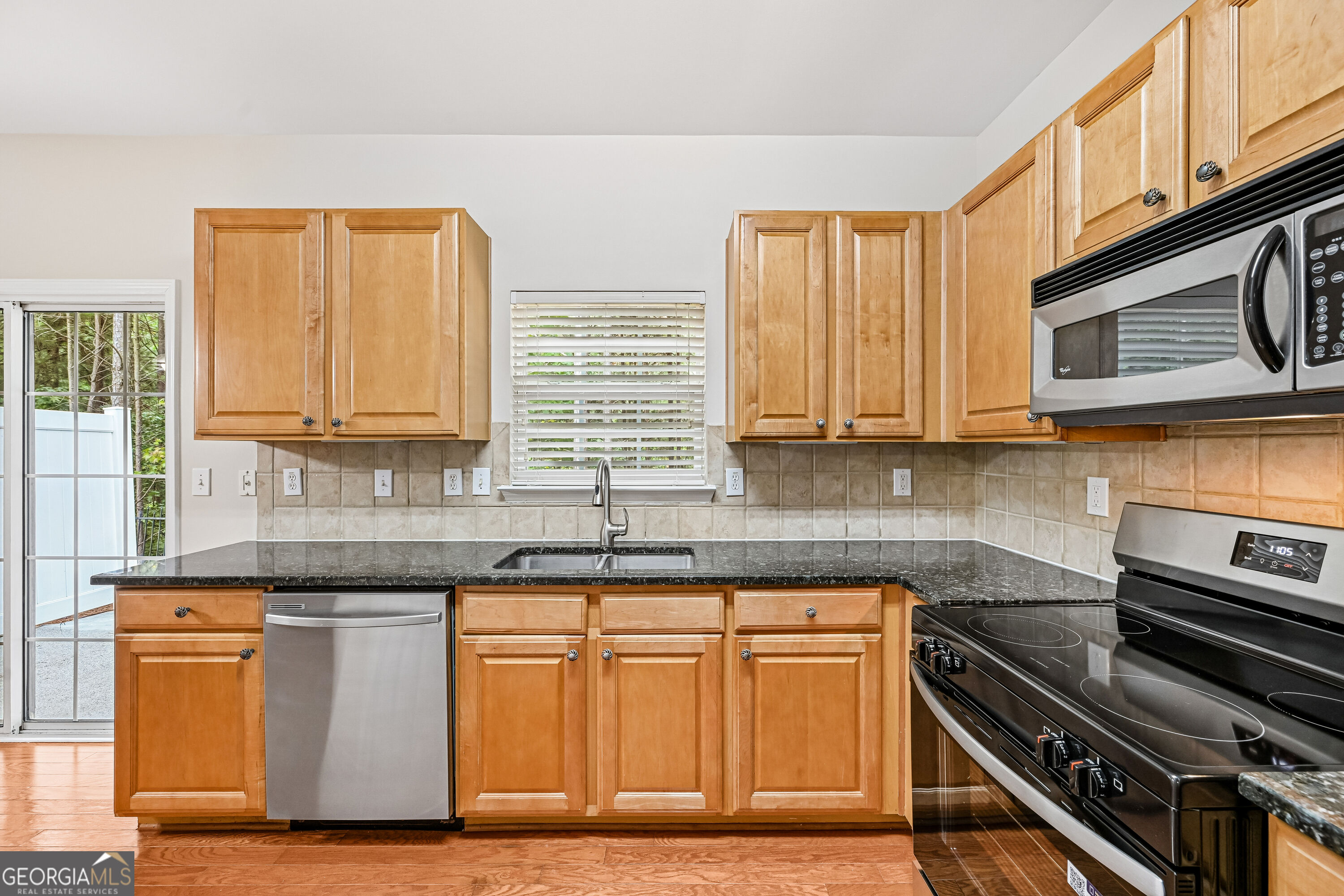 2061 Meadow Peak Road Property Photo 2