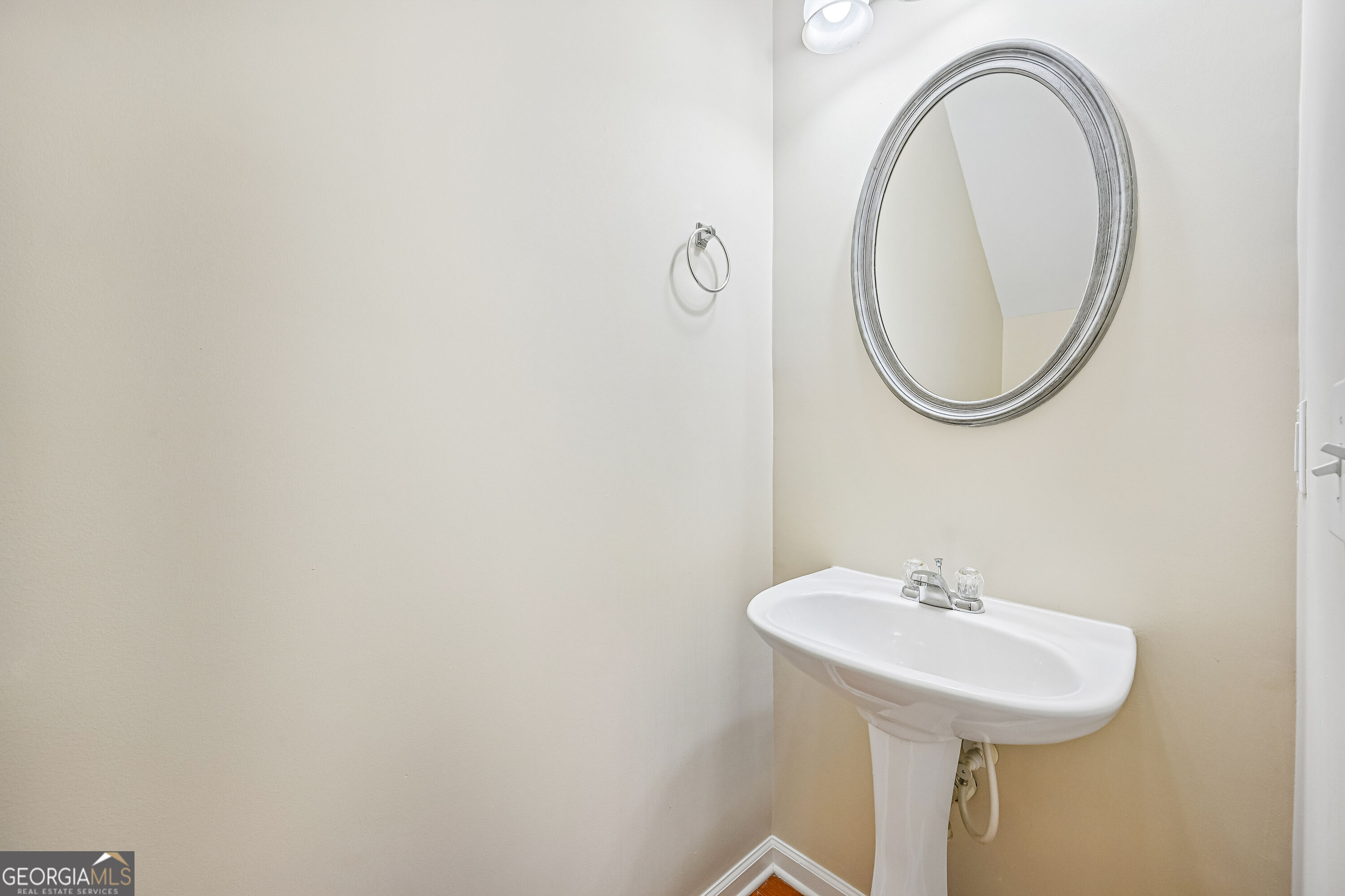 2061 Meadow Peak Road Property Photo 18
