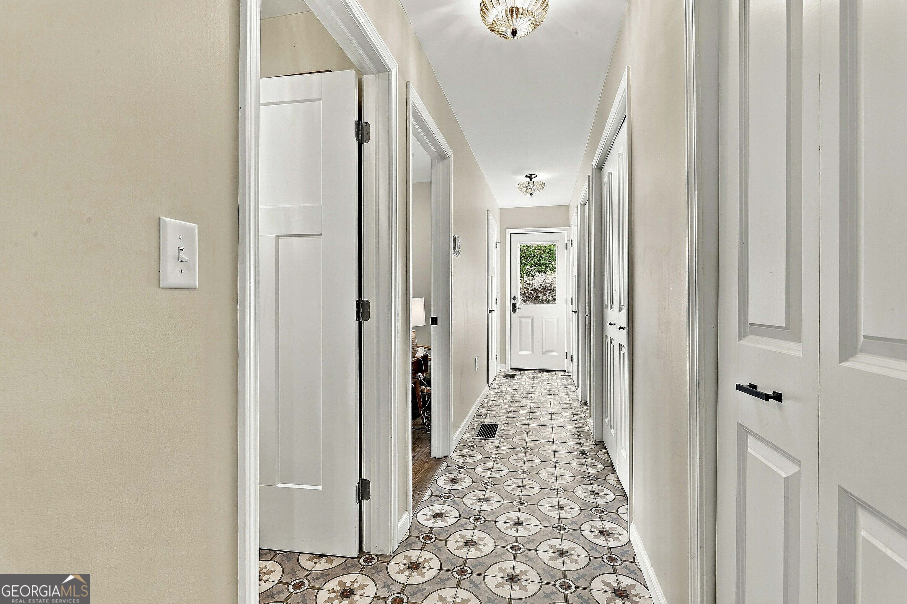 31 Mansour Circle Property Photo 30
