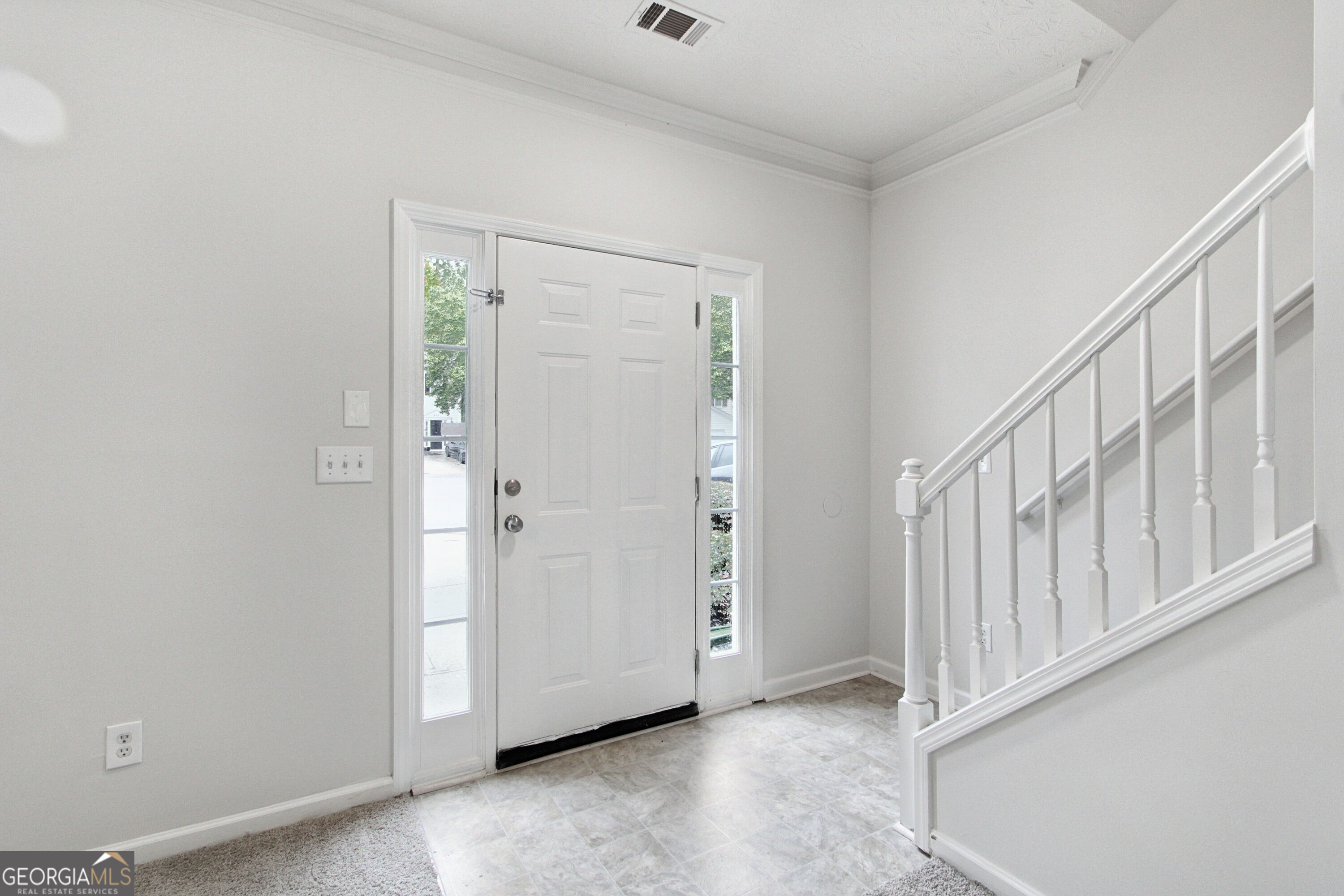 409 Timber Gate Drive Property Photo 5