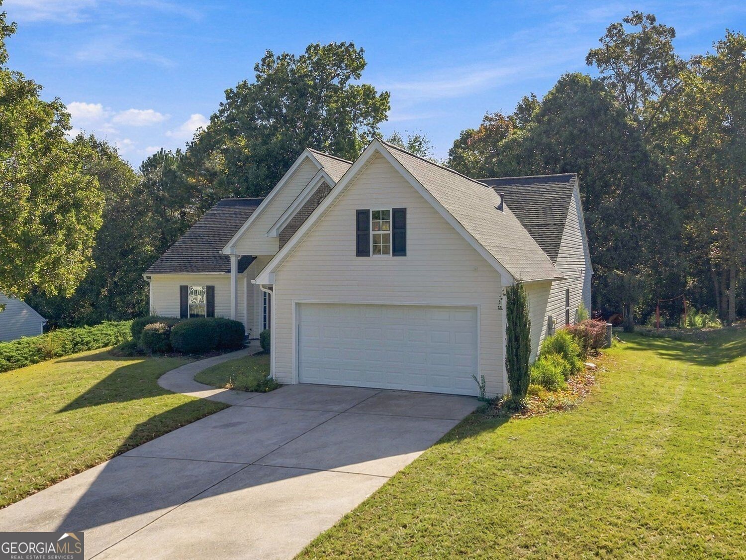 2517 Weycroft Circle Property Photo 2