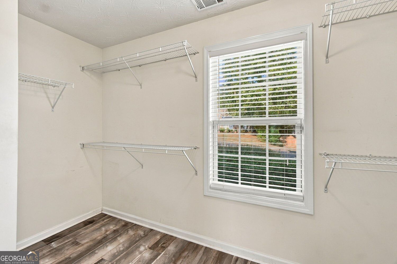 2517 Weycroft Circle Property Photo 29
