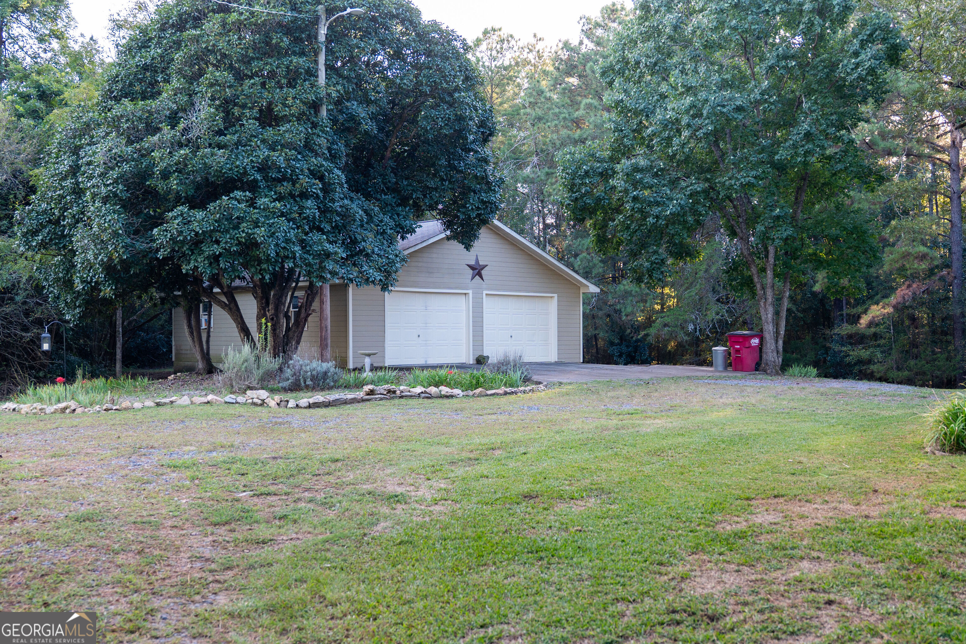 2612 Midway Road Property Photo 28