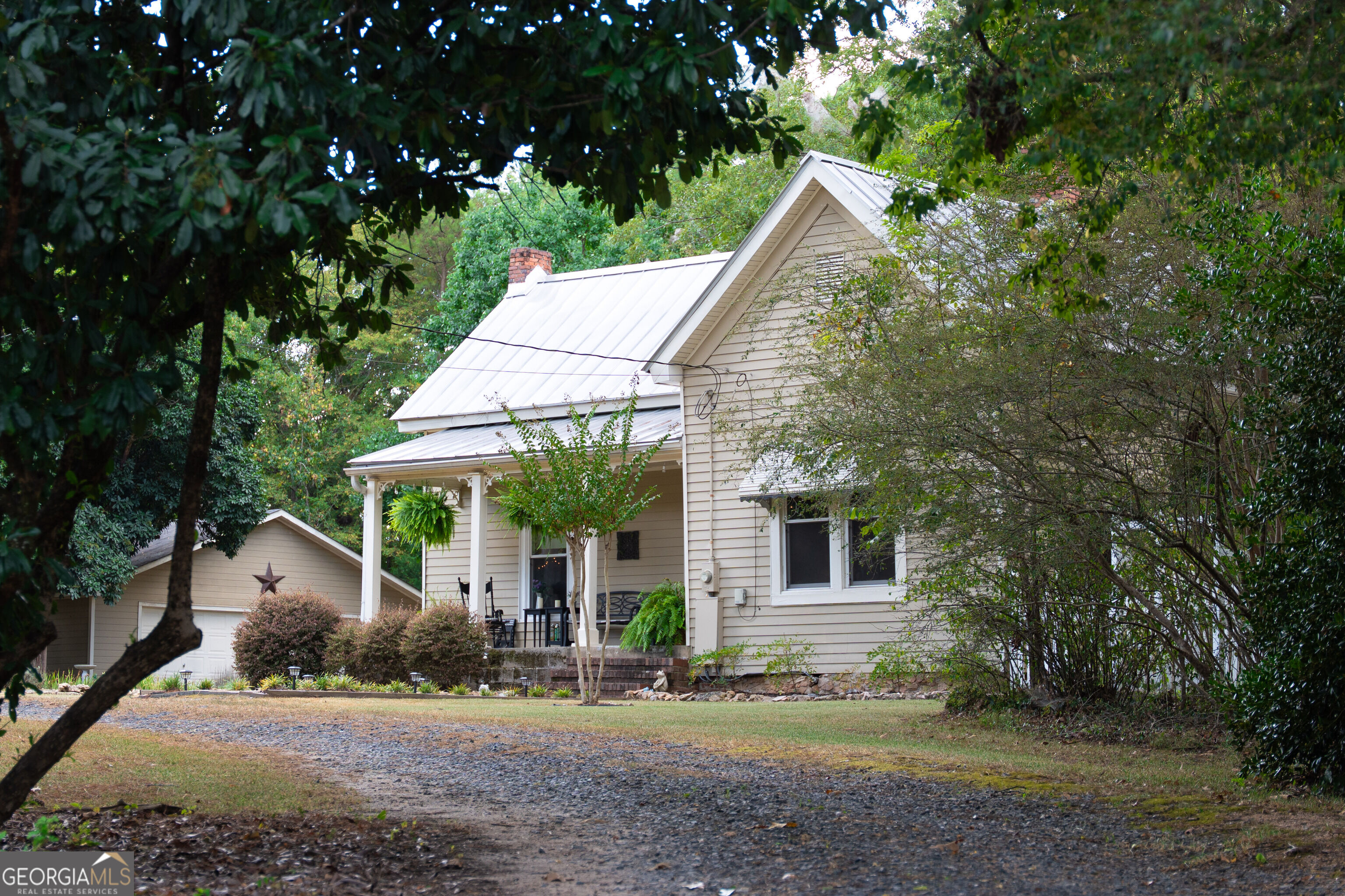 2612 Midway Road Property Photo 31