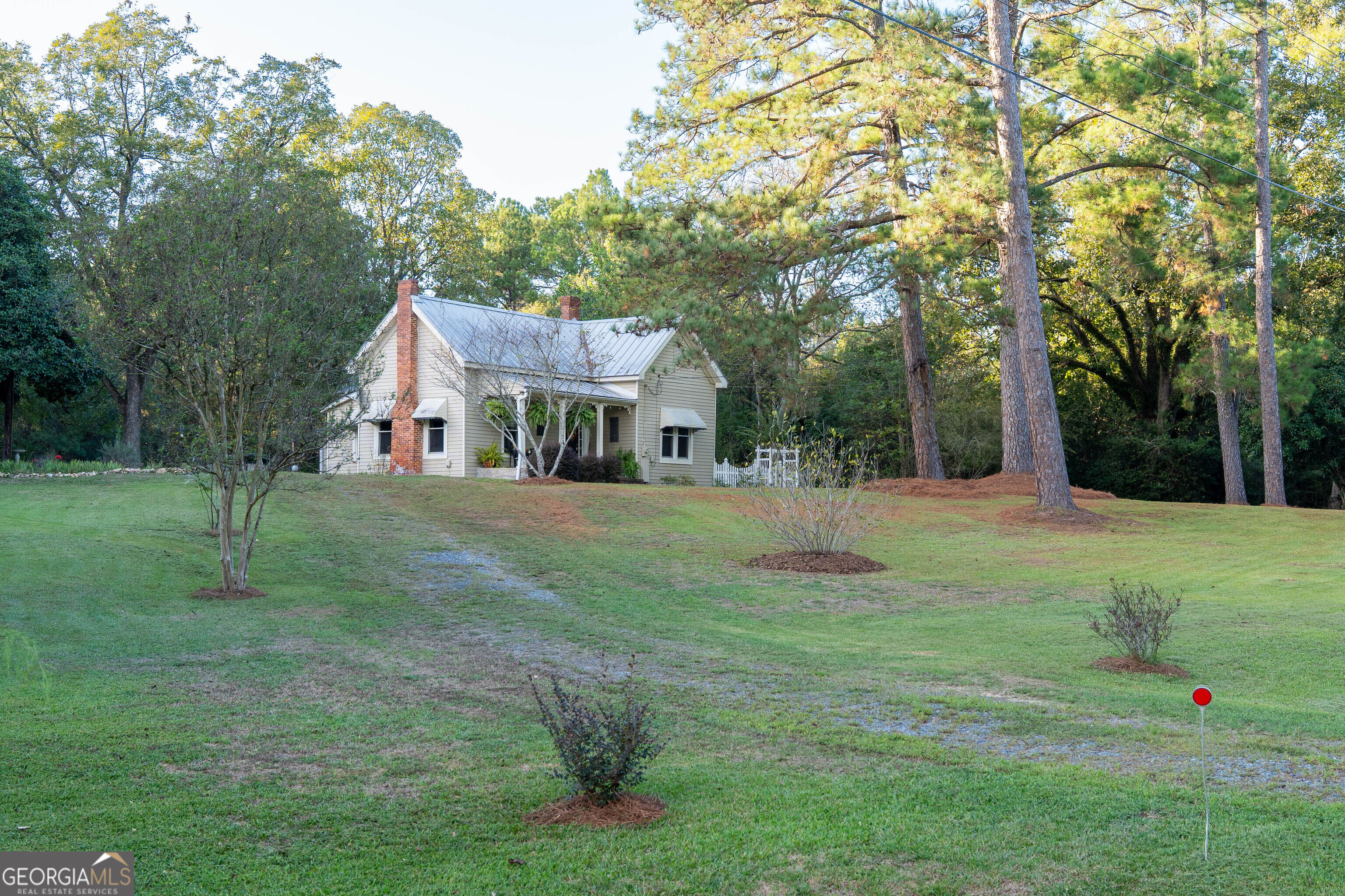 2612 Midway Road Property Photo 33