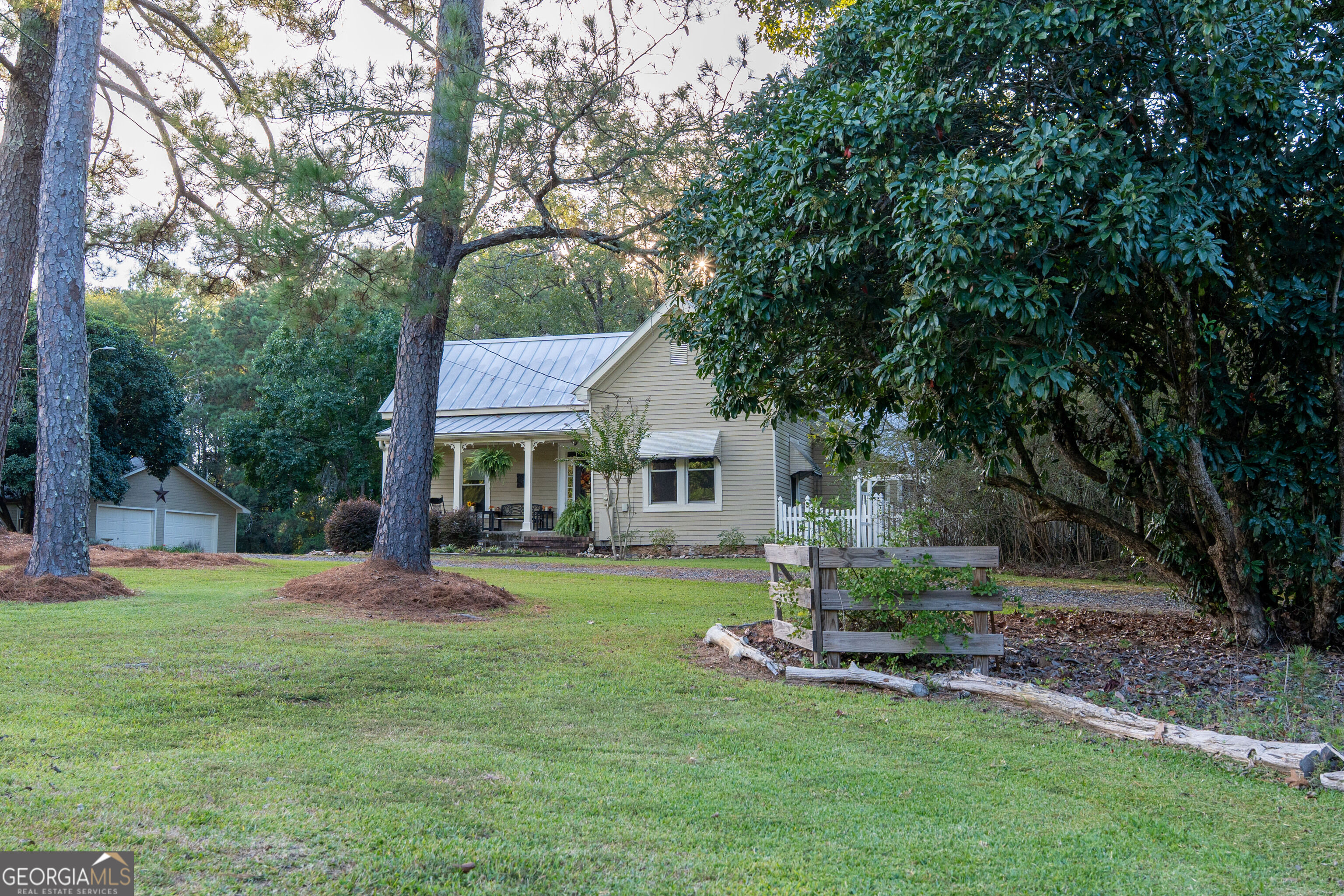 2612 Midway Road Property Photo 35