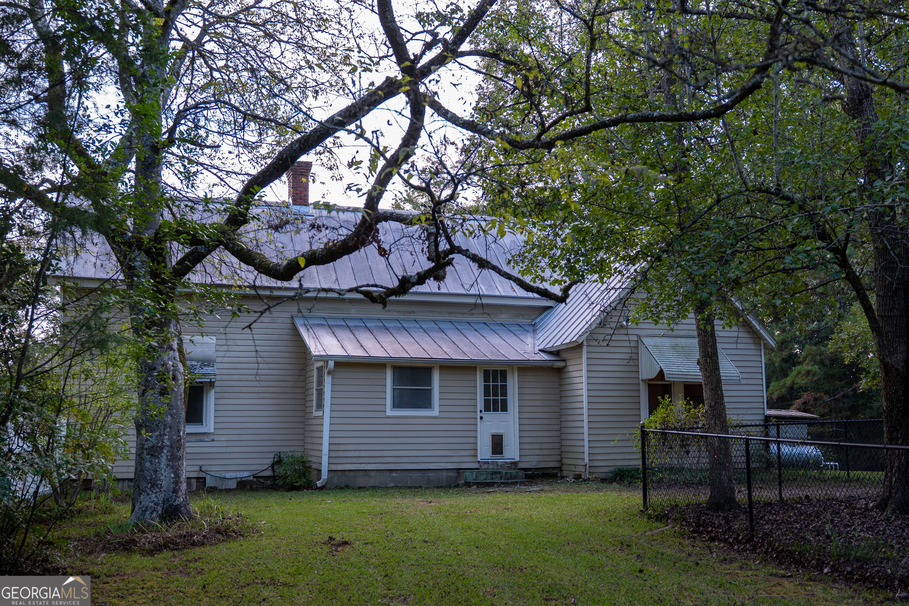 2612 Midway Road Property Photo 39