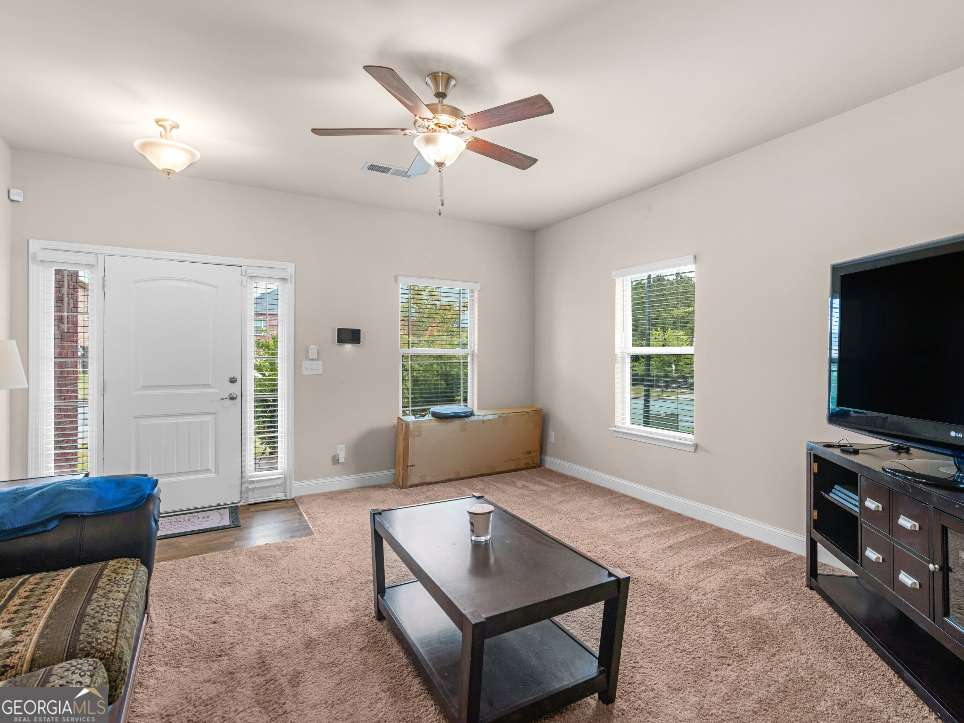 12236 Anchor Way Property Photo 3