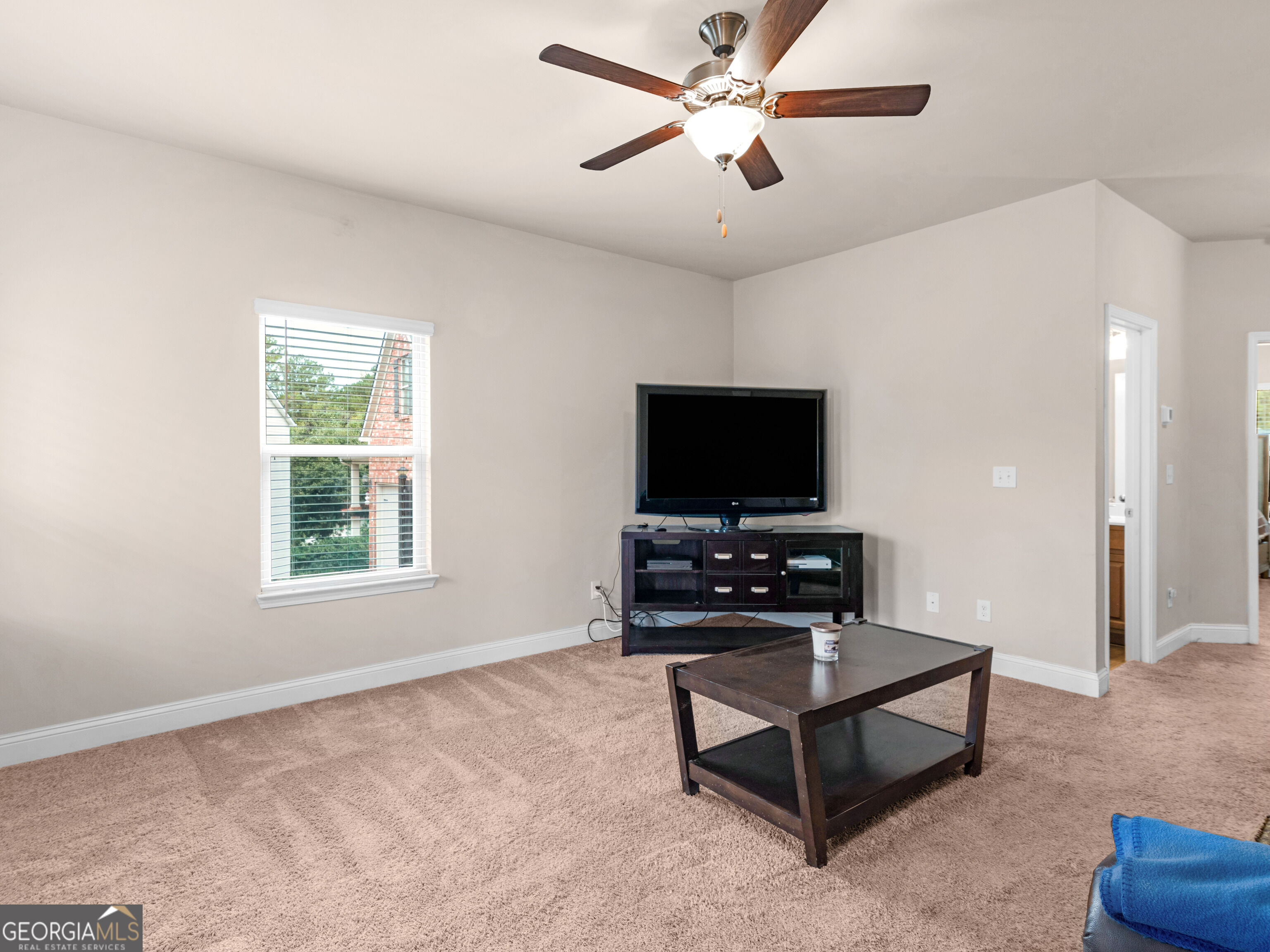 12236 Anchor Way Property Photo 6