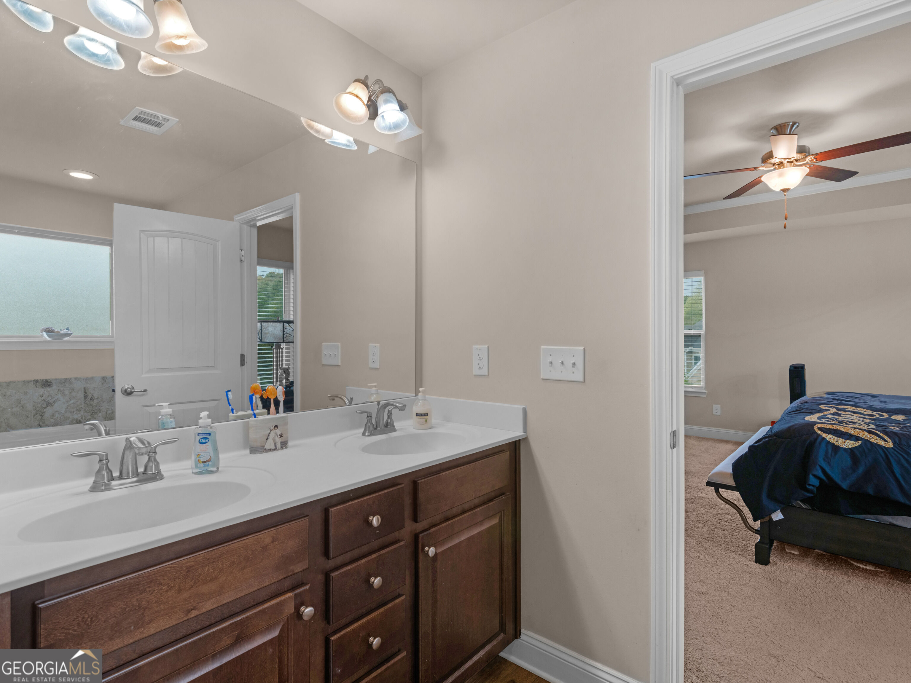 12236 Anchor Way Property Photo 17