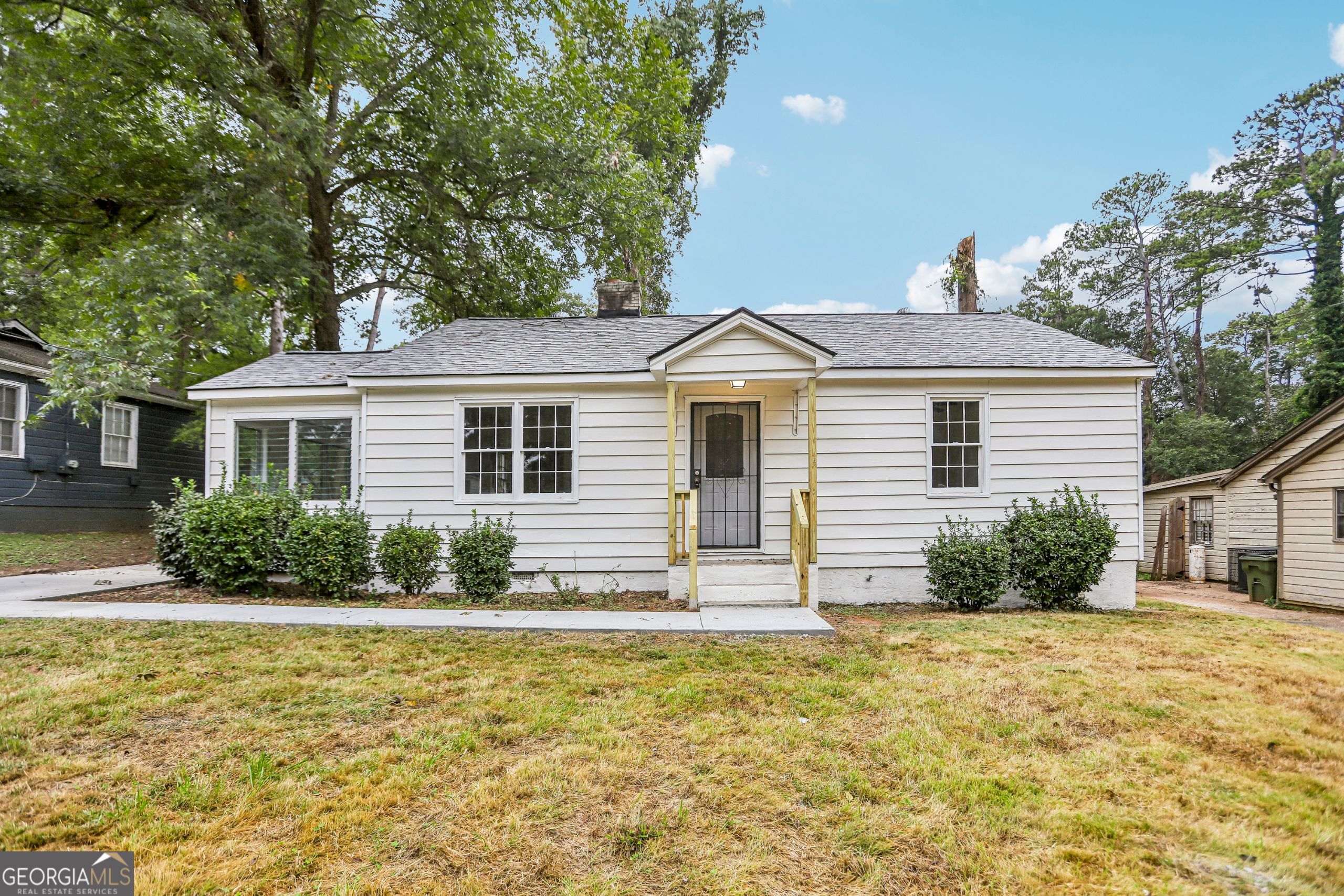 1330 Lynford Drive Sw Property Photo 1