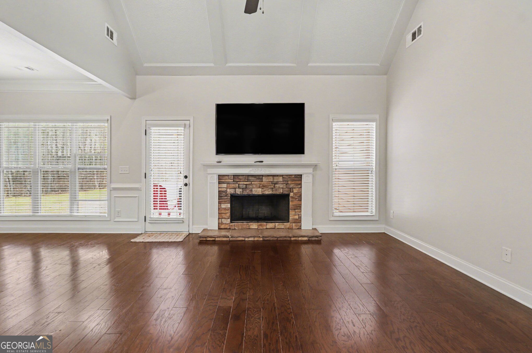 138 Coral Ridge Court Property Photo 11
