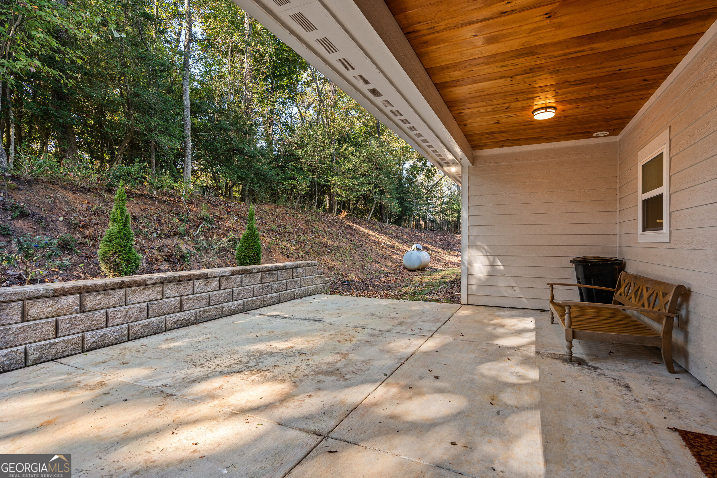 158 Oxford Trail Property Photo 18