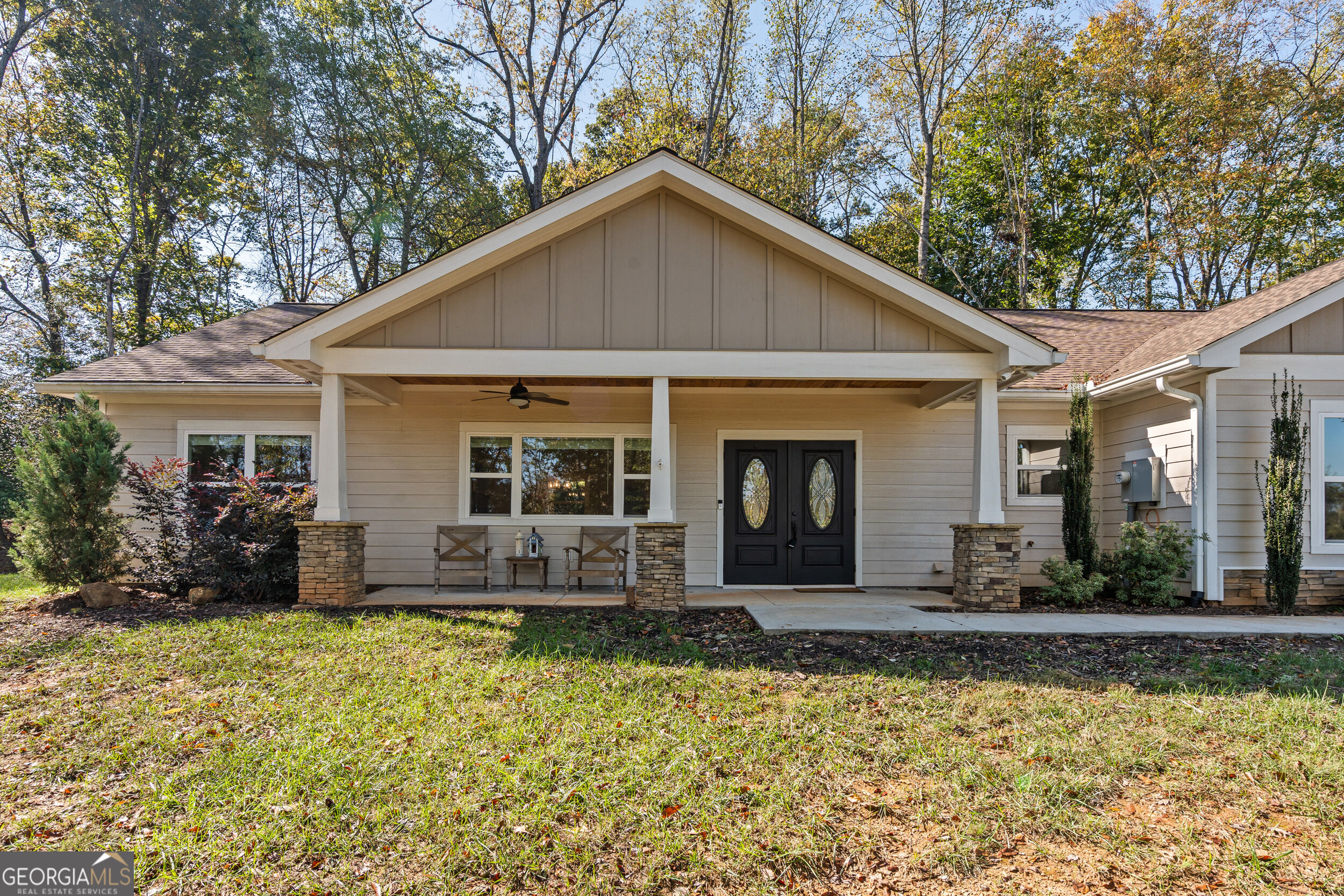 158 Oxford Trail Property Photo 38