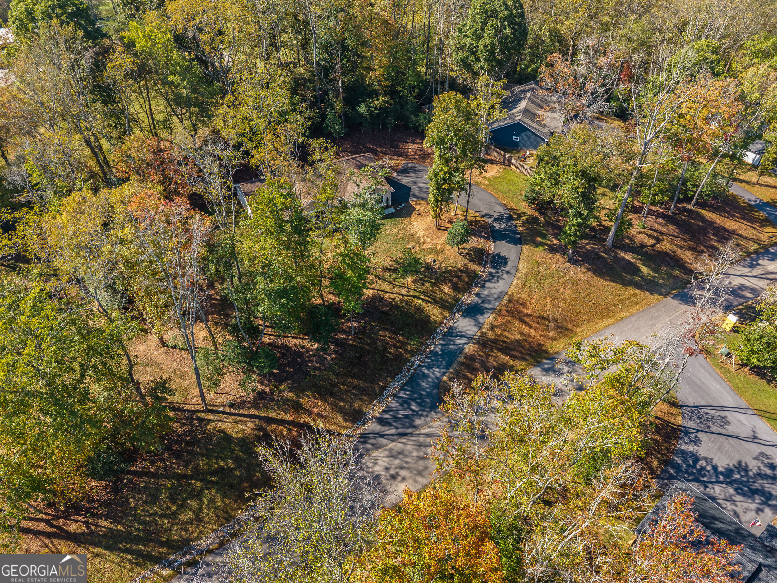 158 Oxford Trail Property Photo 48