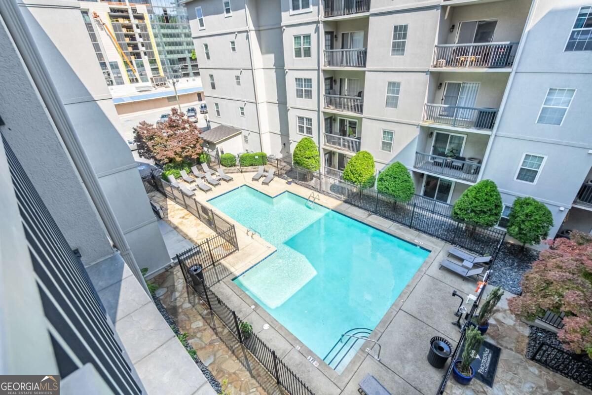 1075 Peachtree Walk Ne # A205 Property Photo 21