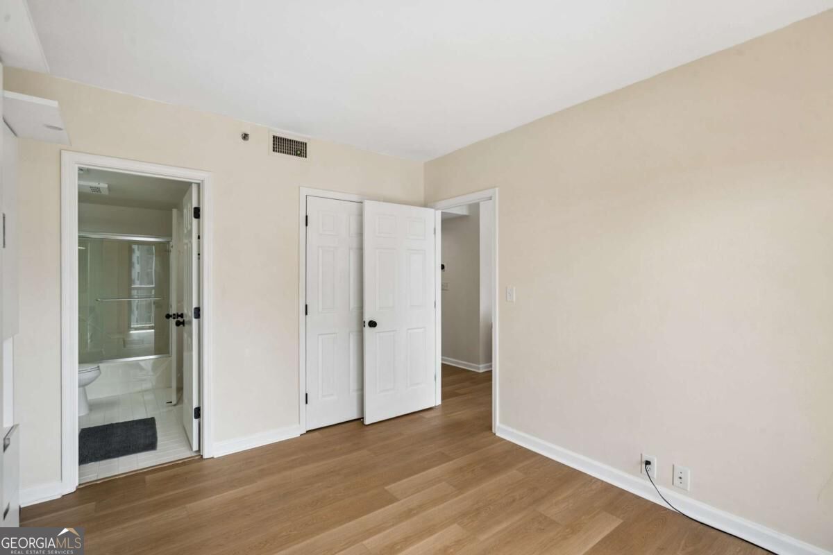 3481 Lakeside Drive Ne # 2503 Property Photo 24