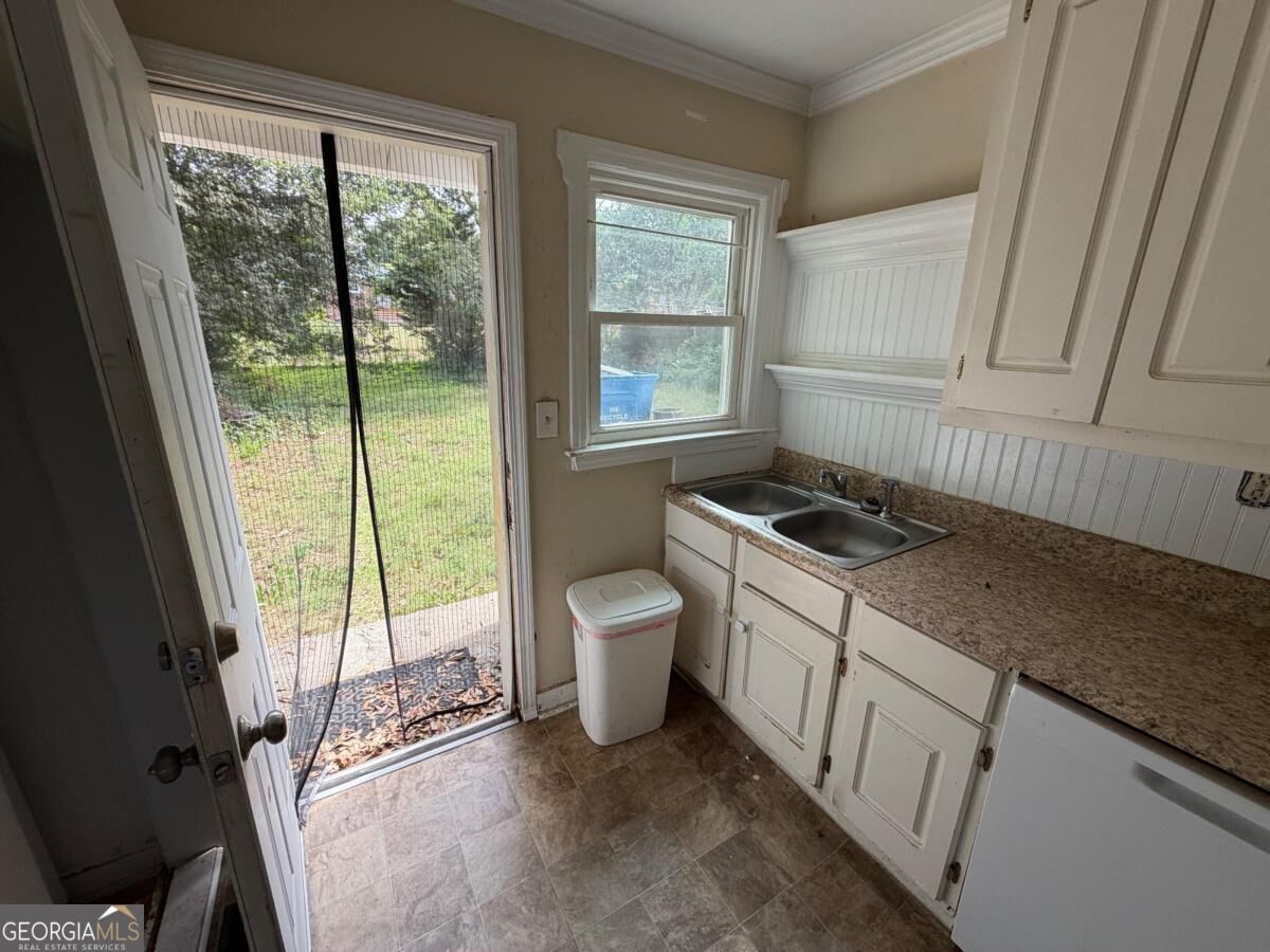 5164 Hartsook Drive Ne Property Photo 5