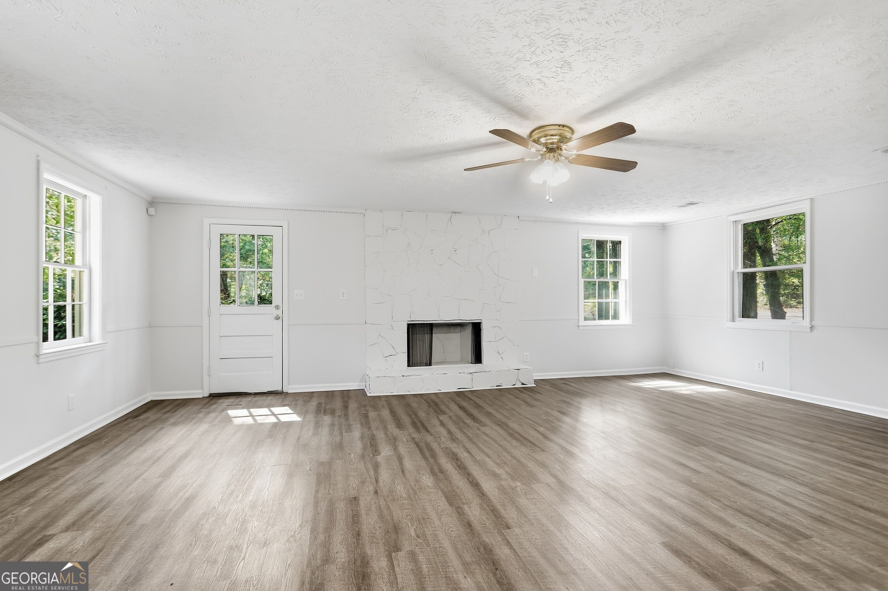 4334 Highway 20 Se Property Photo 3