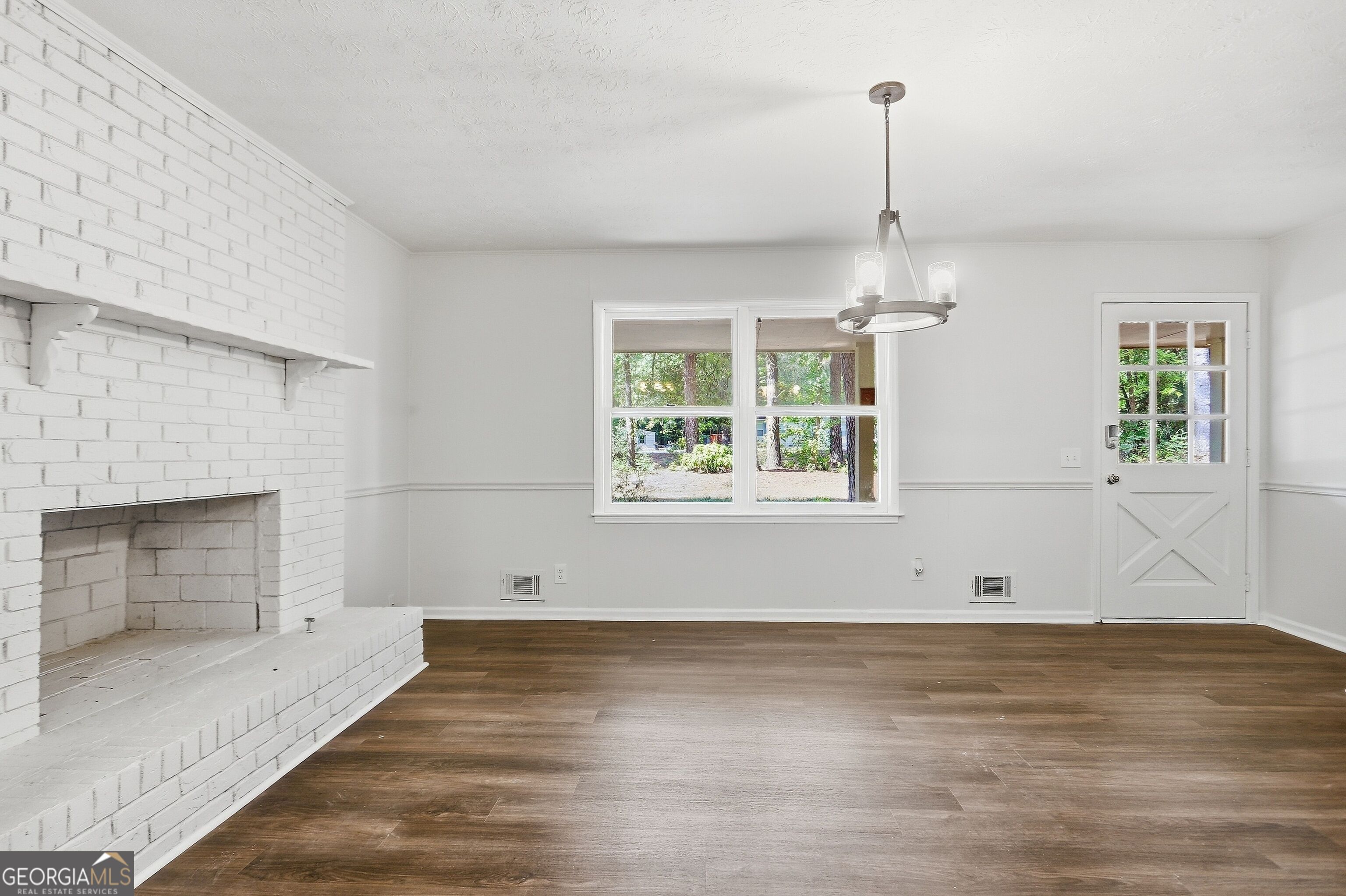4334 Highway 20 Se Property Photo 7