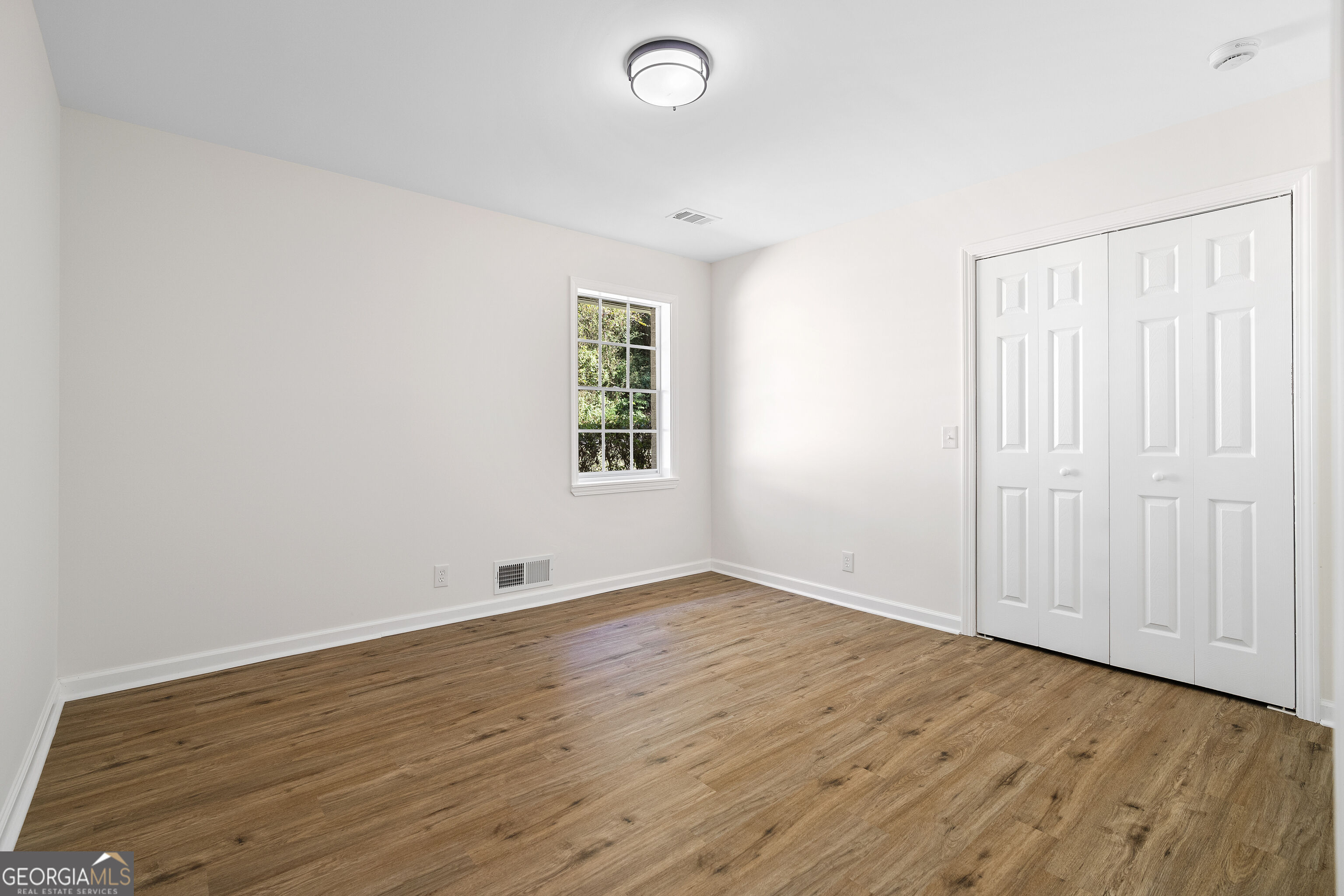 300 S Dale Avenue Property Photo 19