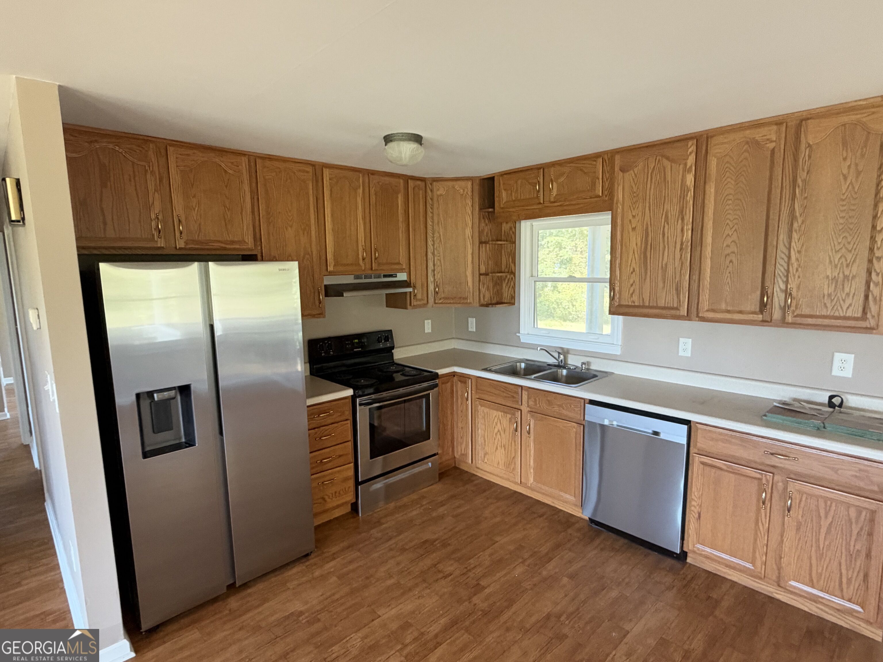 1231 Thankful Road Property Photo 3