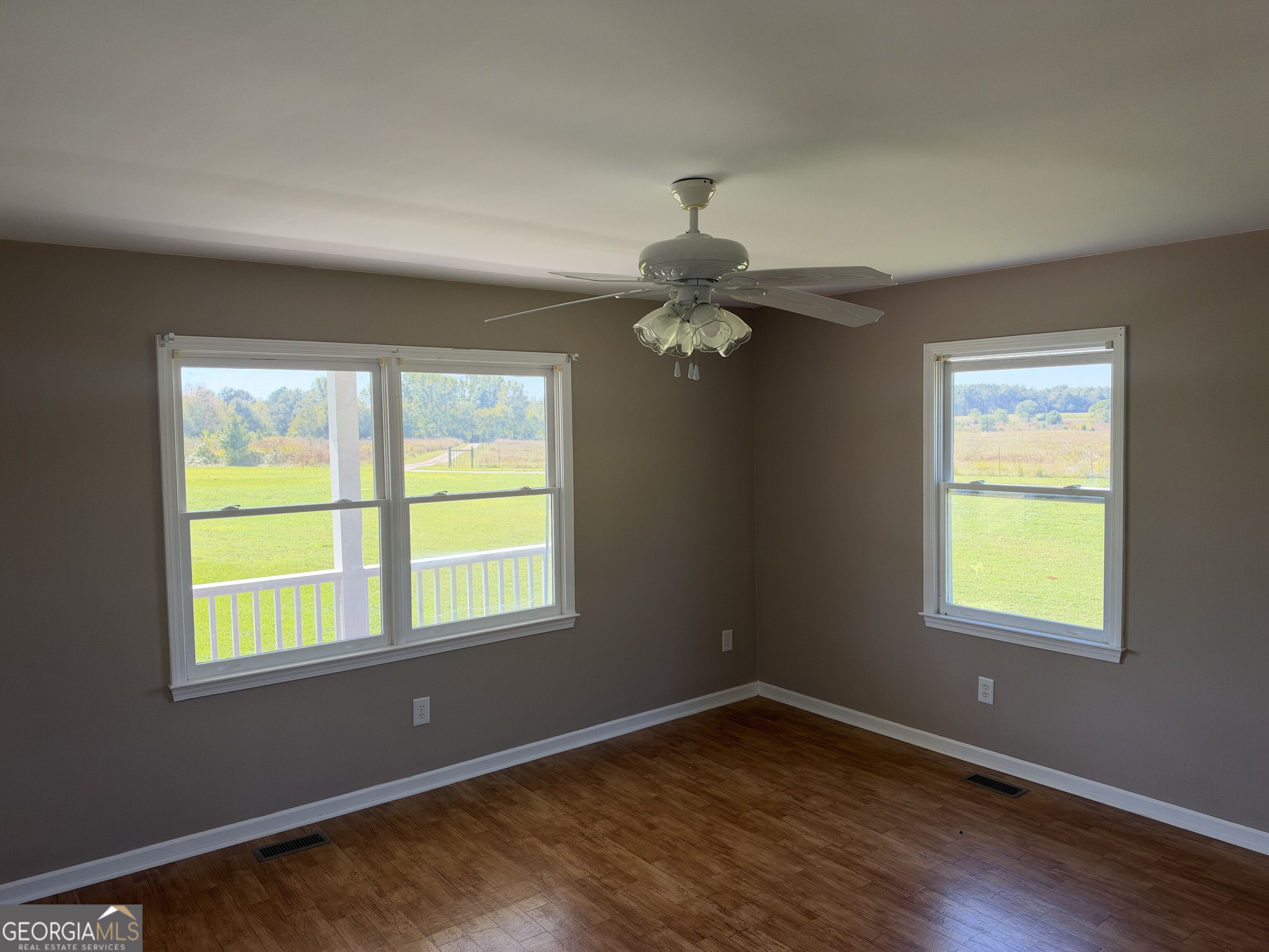 1231 Thankful Road Property Photo 7