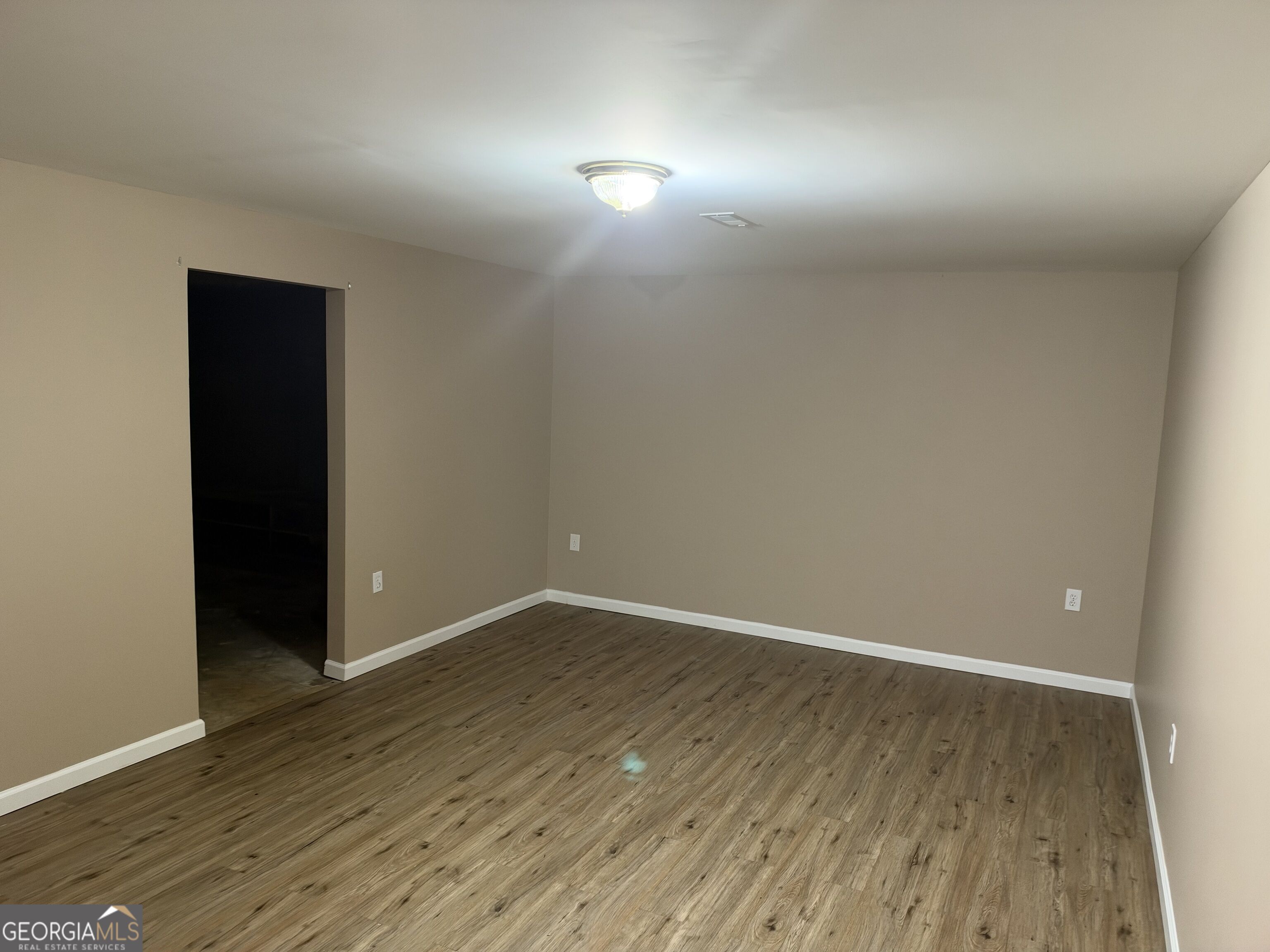 1231 Thankful Road Property Photo 9