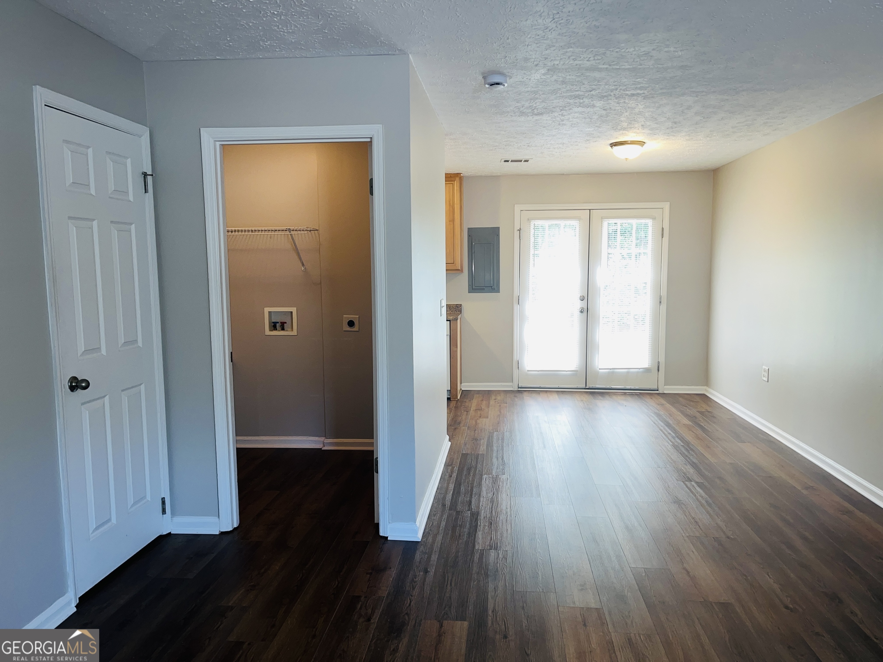 605 Wilburn Avenue # J Property Photo 3