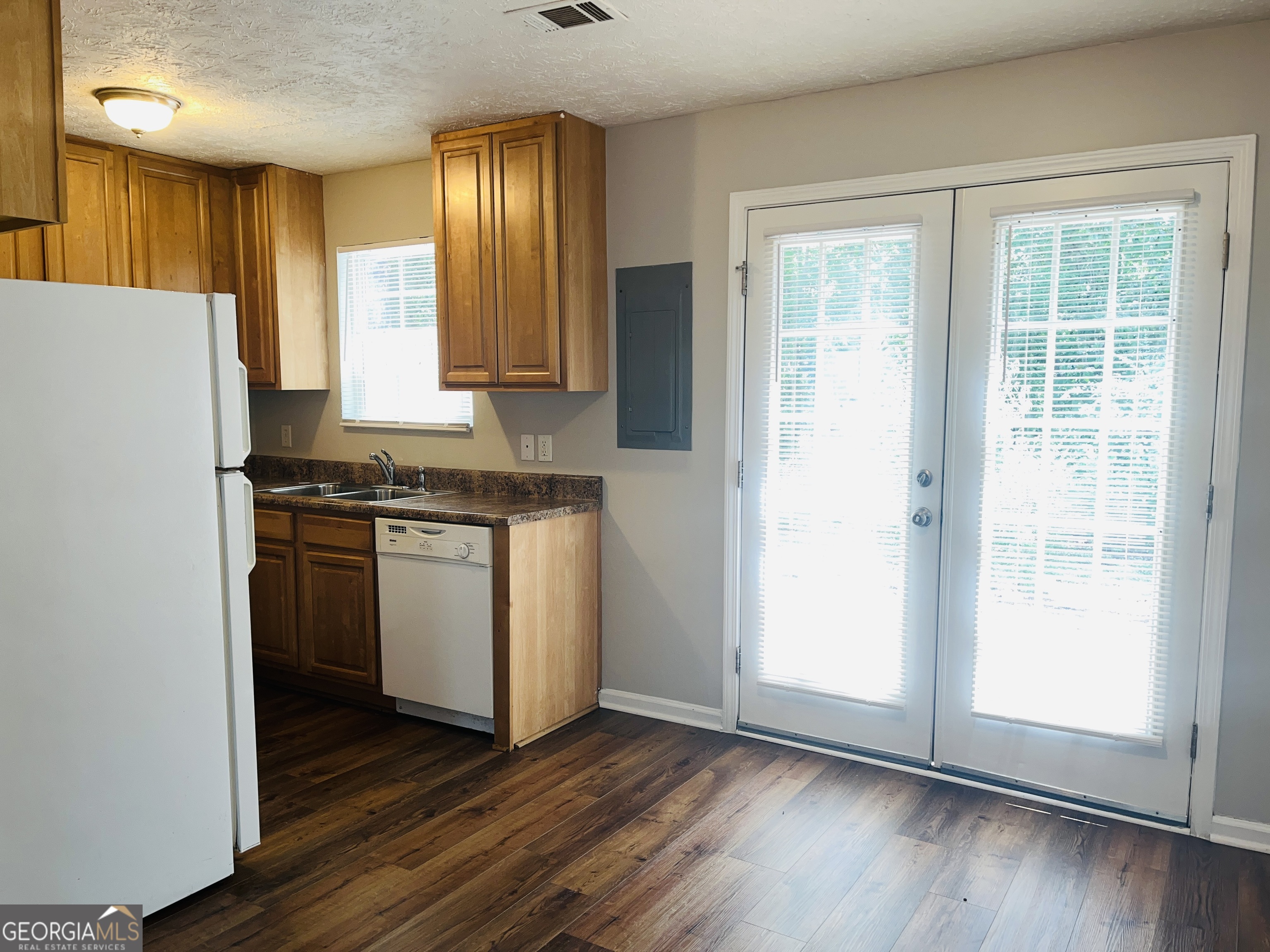 605 Wilburn Avenue # J Property Photo 6