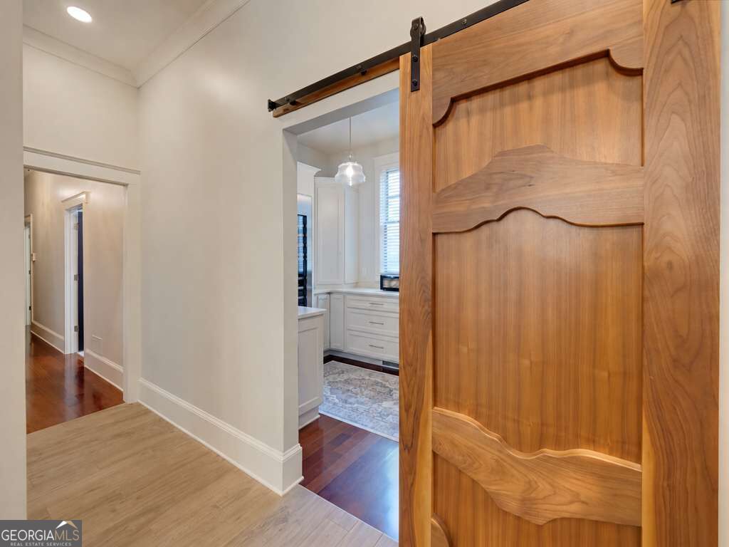 4478 Cedarcrest Road Property Photo 8