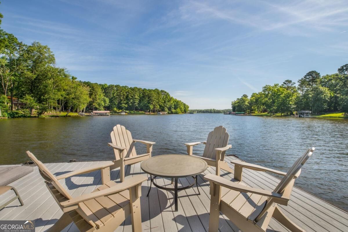 115 Cedar Cove Court Property Photo 4
