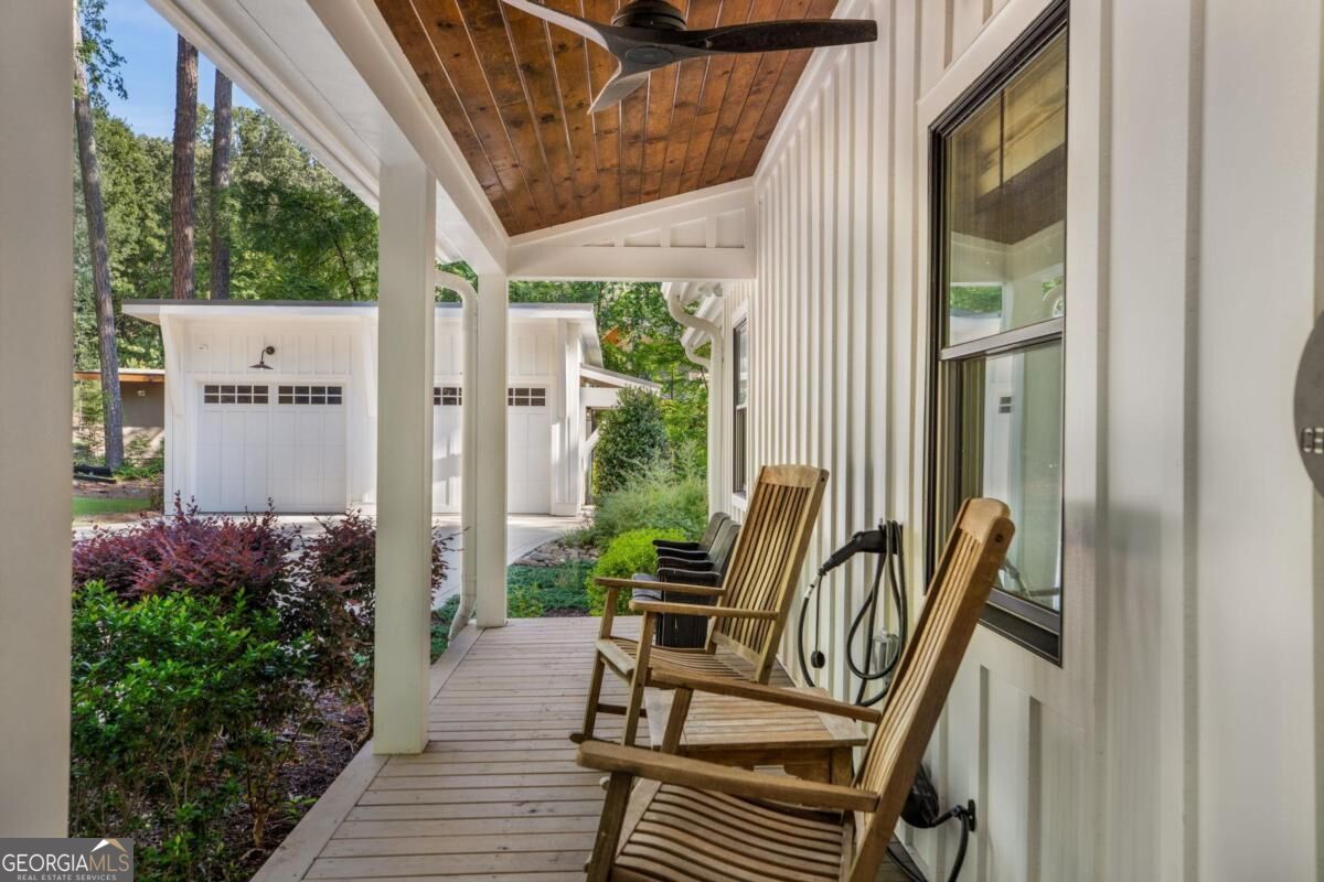 115 Cedar Cove Court Property Photo 8