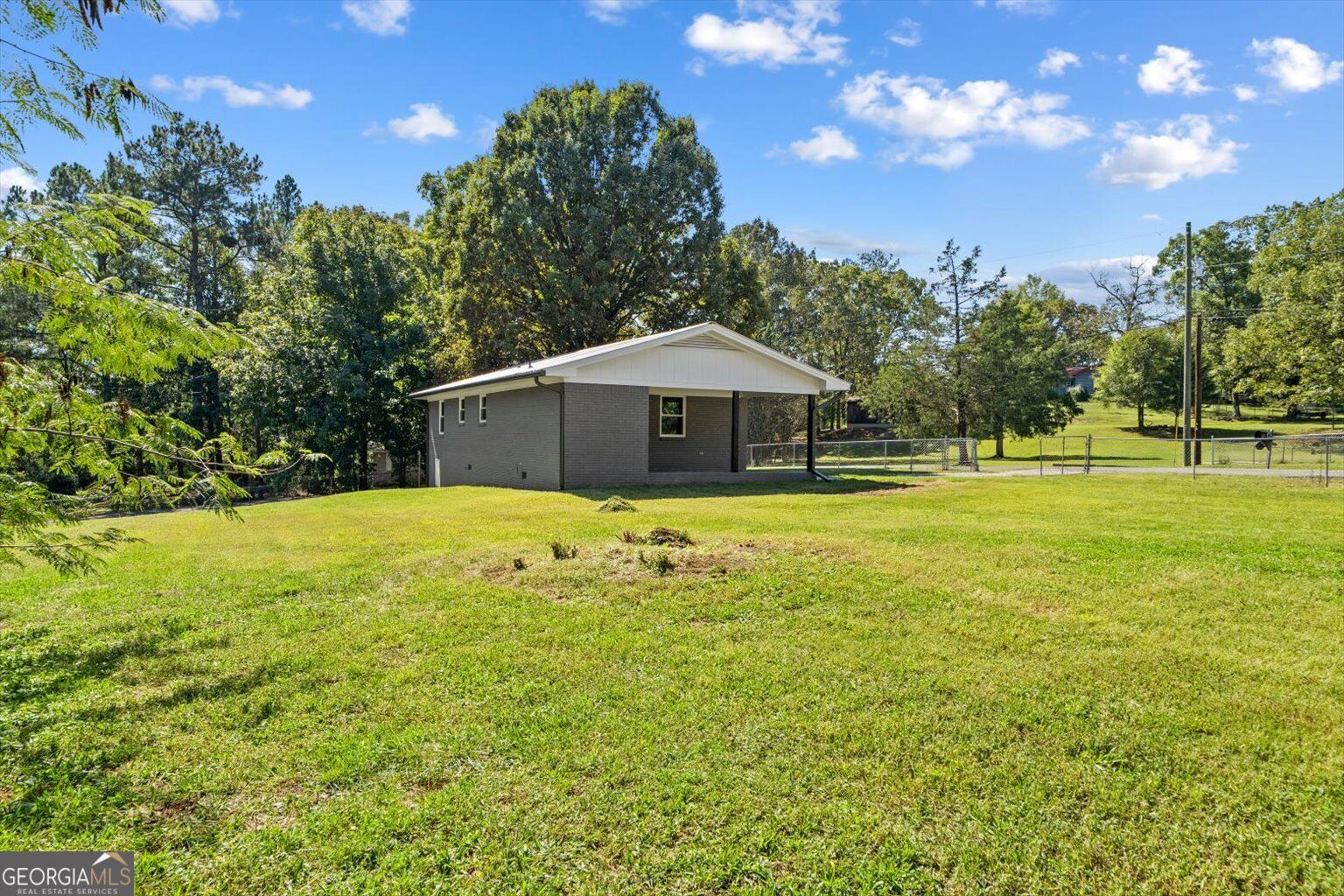 239 Mountain View Circle Property Photo 3