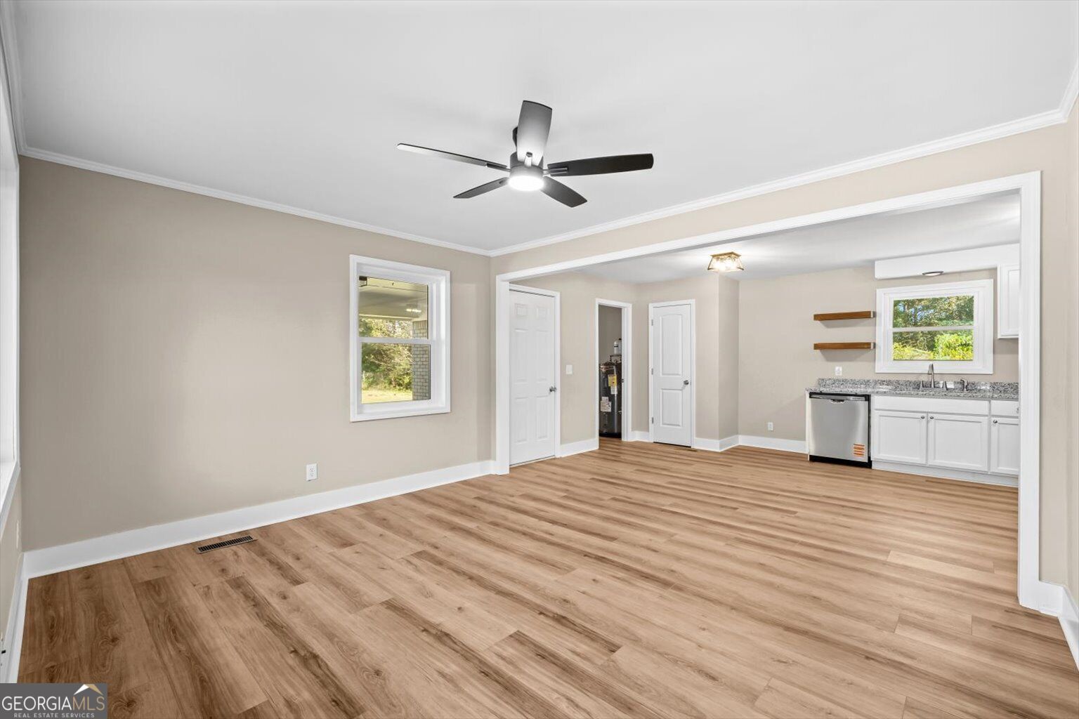 239 Mountain View Circle Property Photo 4