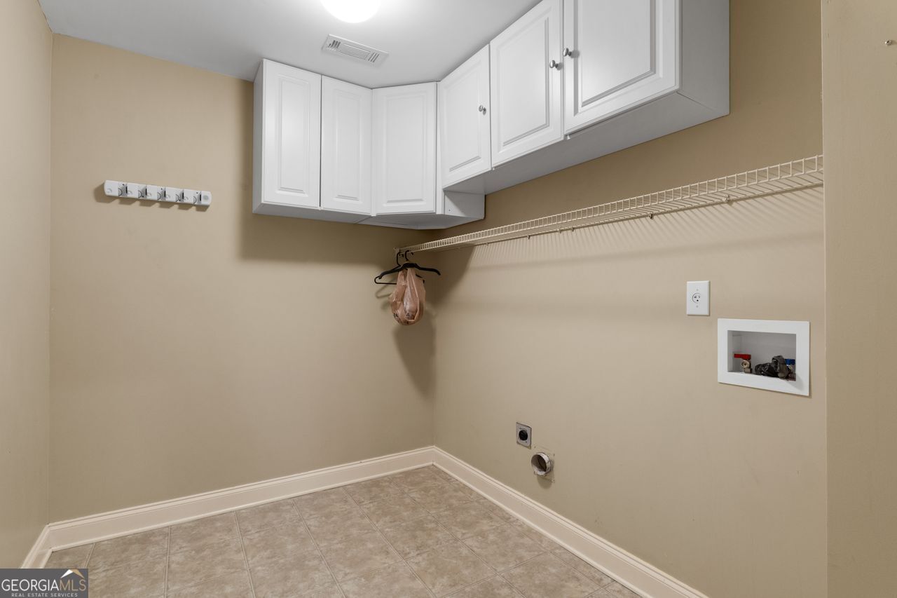 3717 Shady Maple Drive Property Photo 32