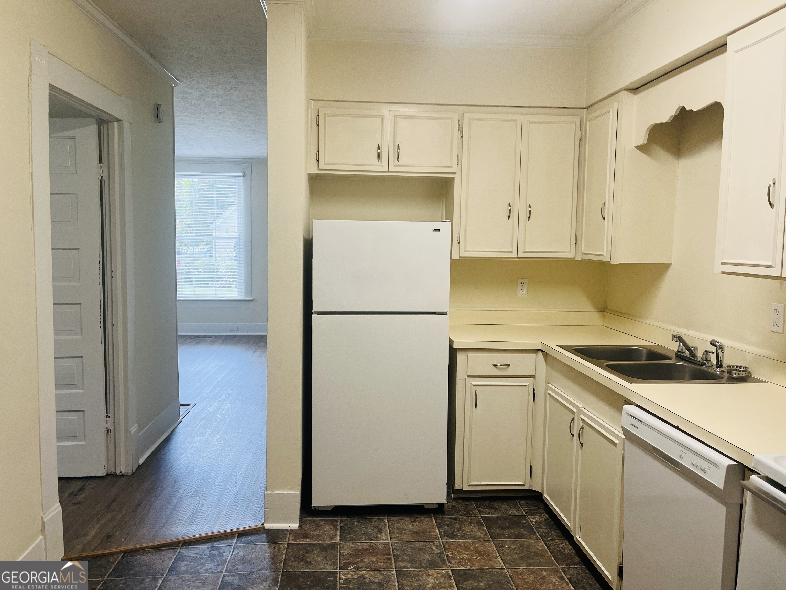 201 Alford Street # B Property Photo 8