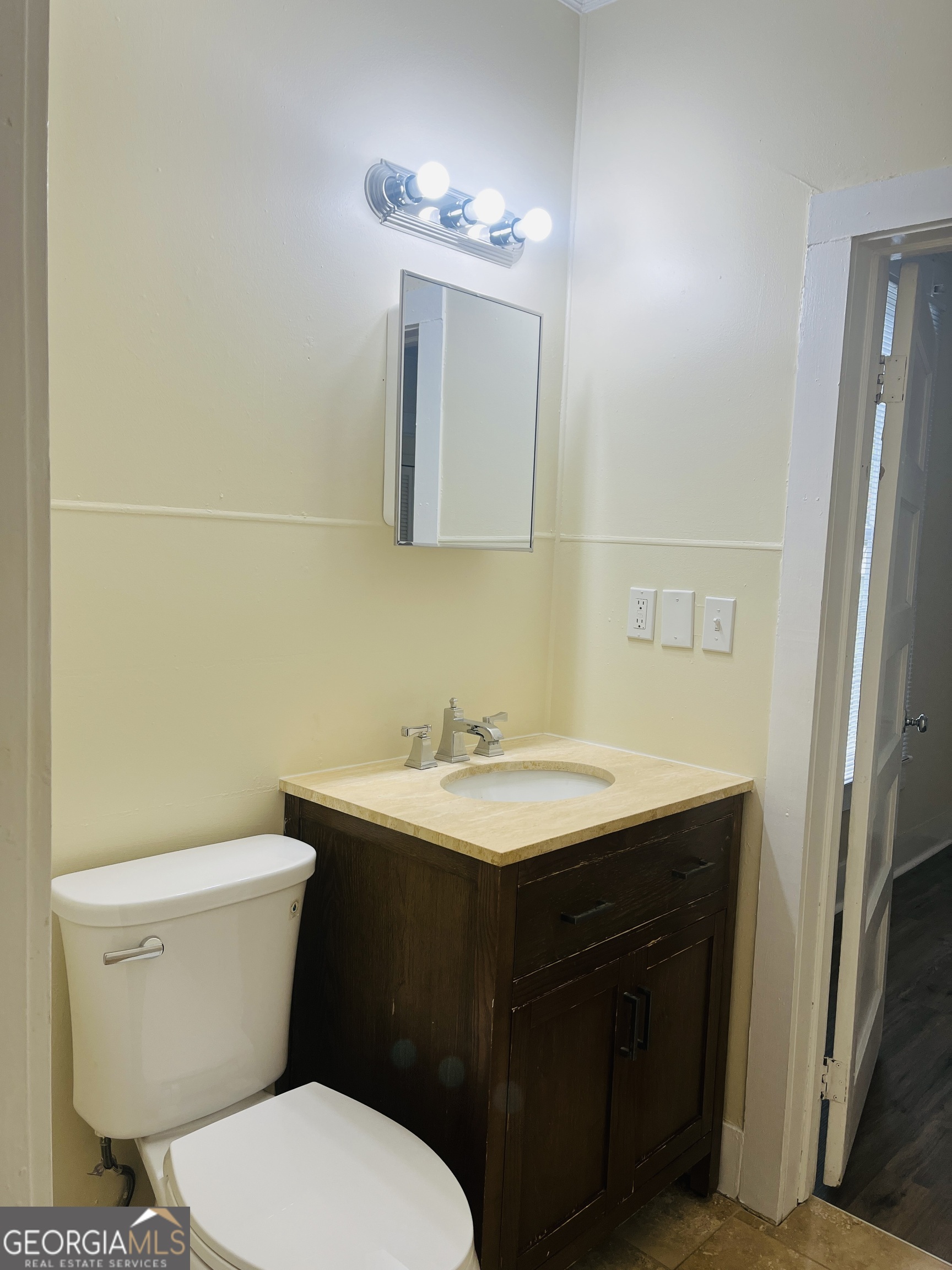 201 Alford Street # B Property Photo 18