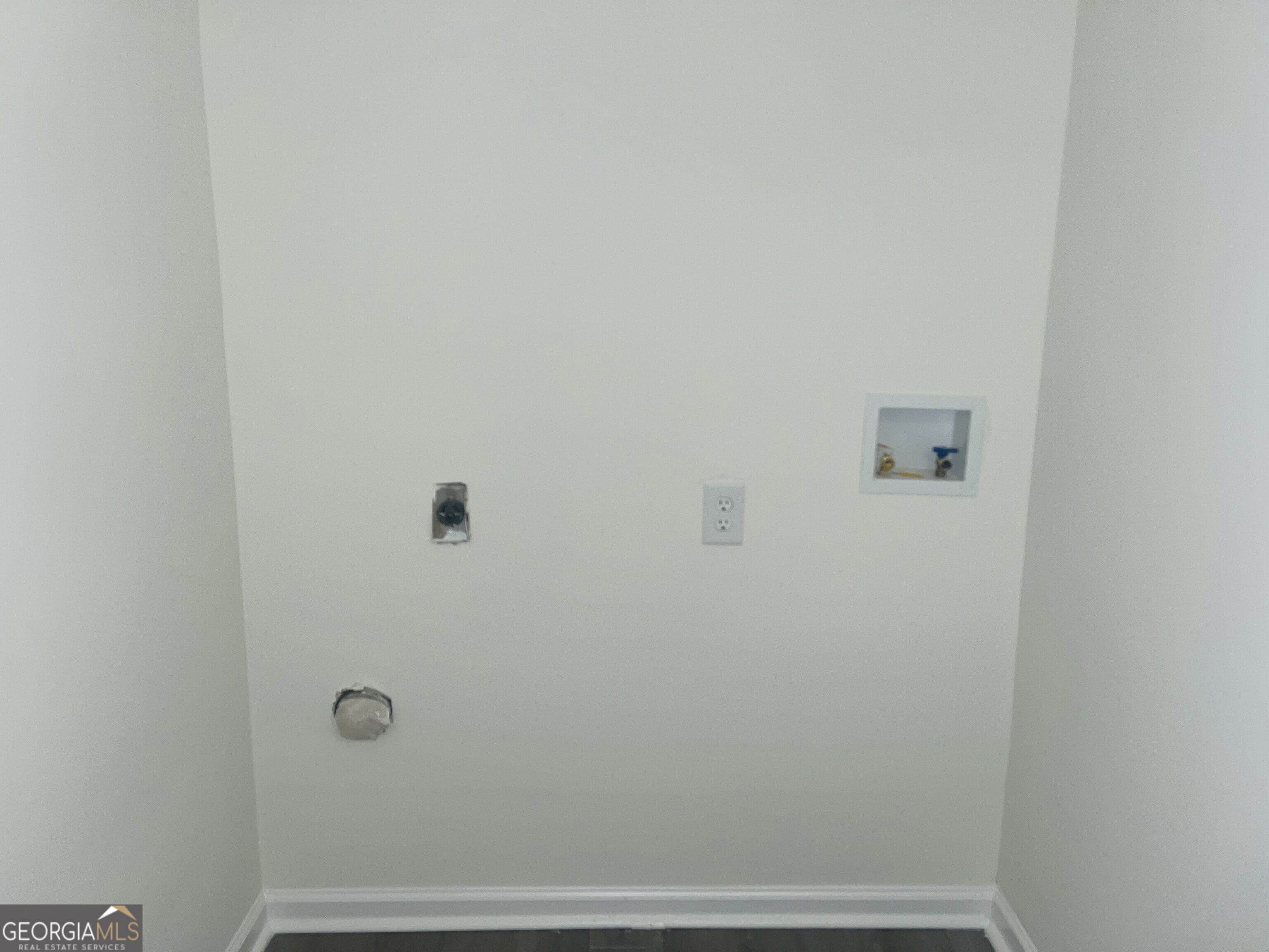 116 Lafayette Court # 118 Property Photo 9
